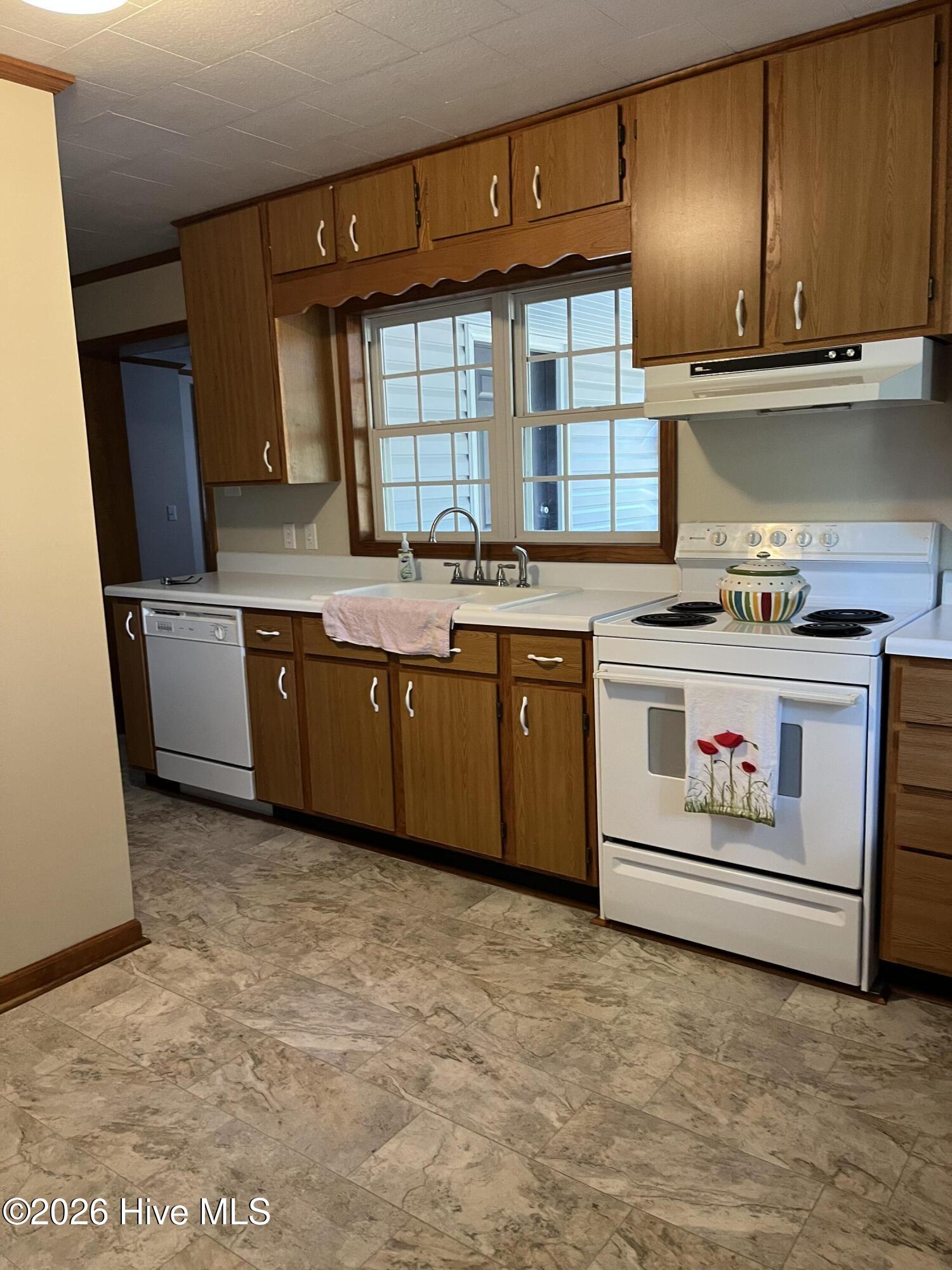 262 Mewborn Church Road, Snow Hill, NC 28580