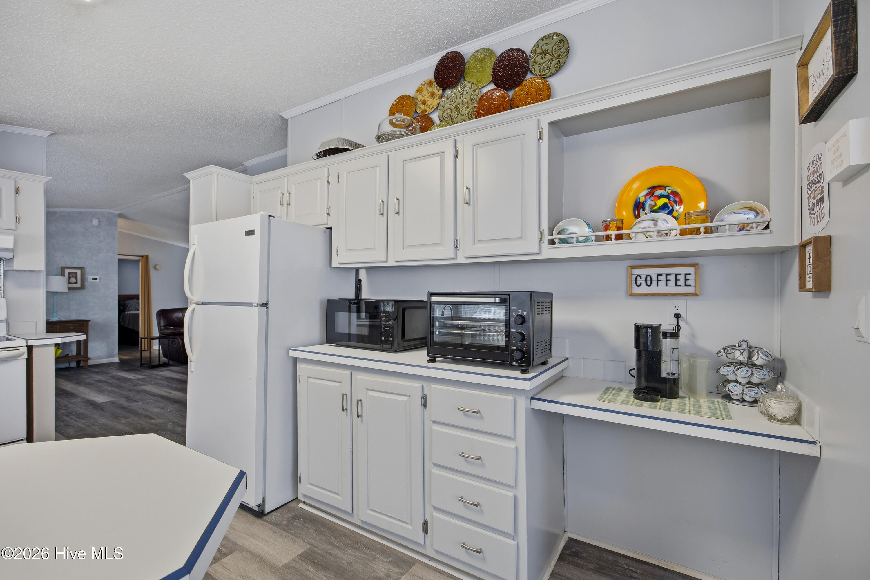 100565028 | Photo 11