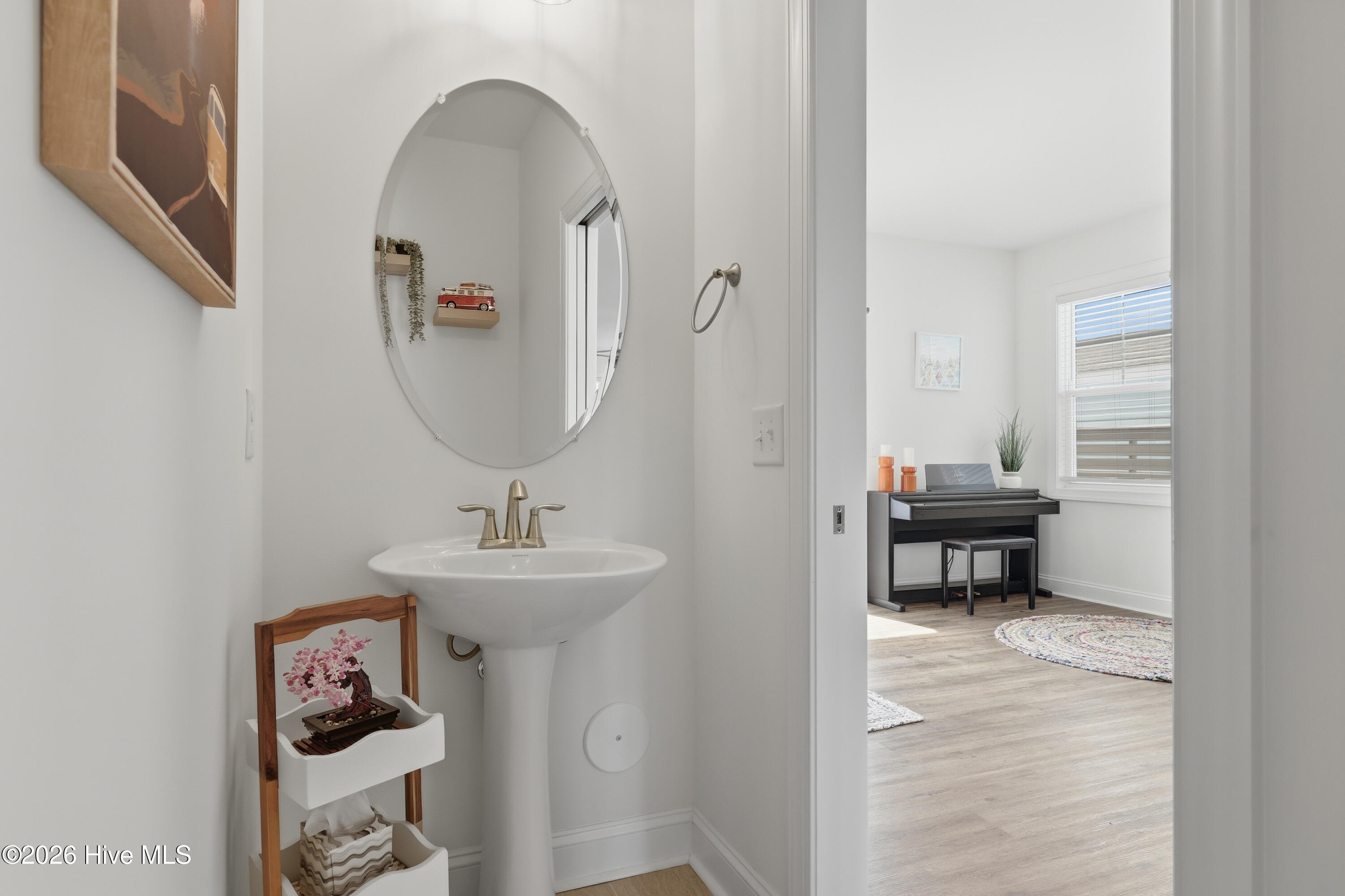 100558751 | Photo 18