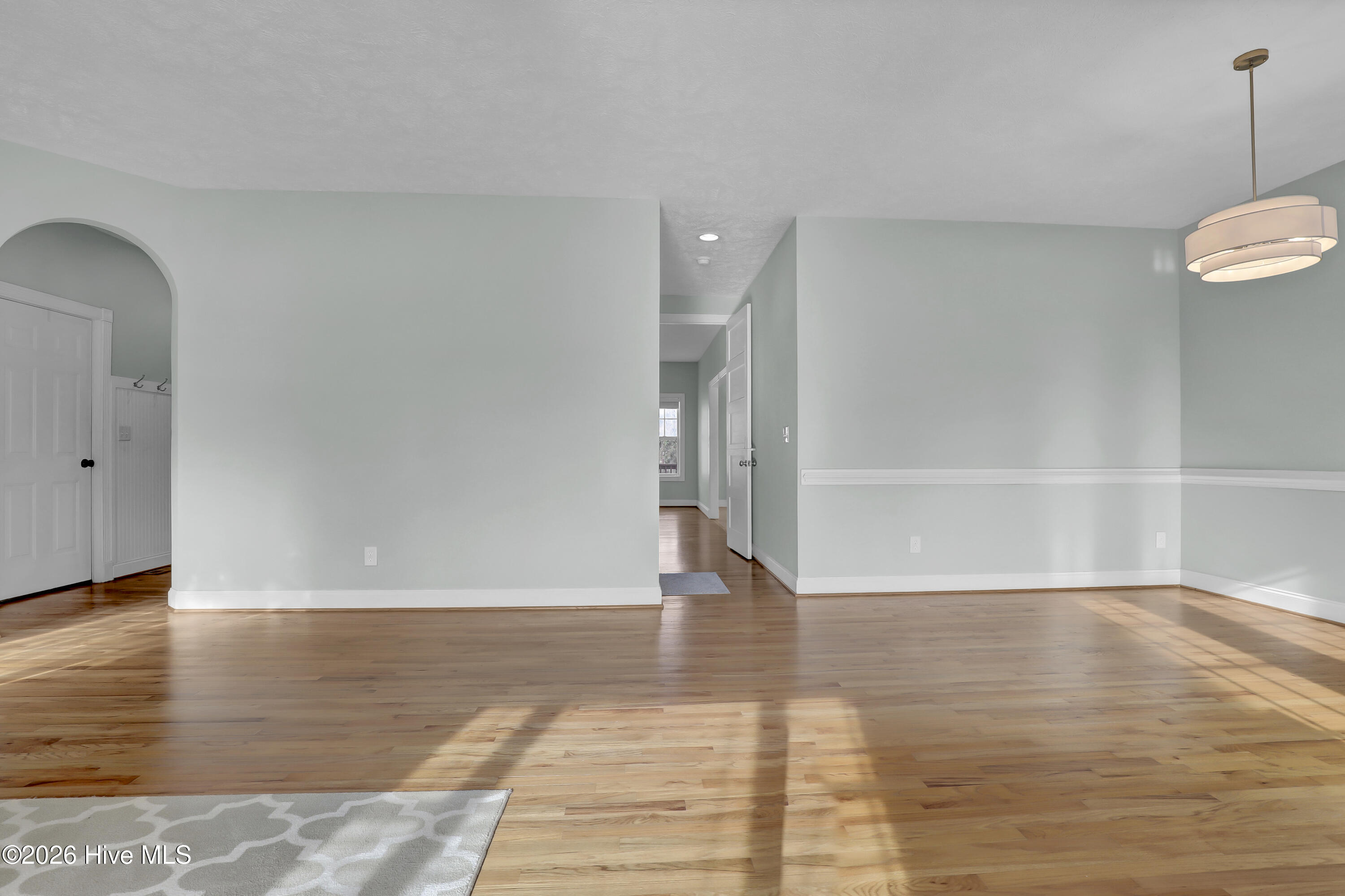 100550563 | Photo 10