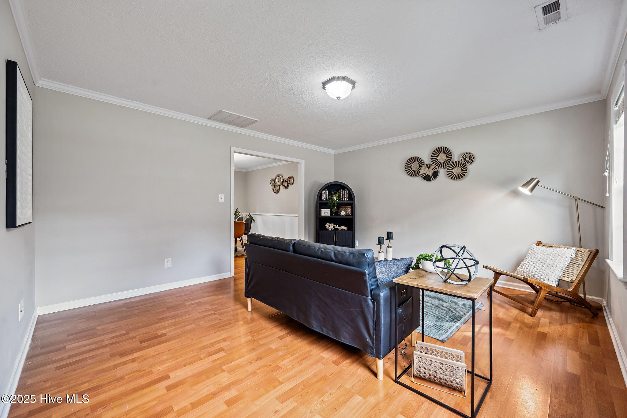 316 Sugarberry Court, Jacksonville, NC 28540 – photo 6: 22-web-or-mls-_RAD0176