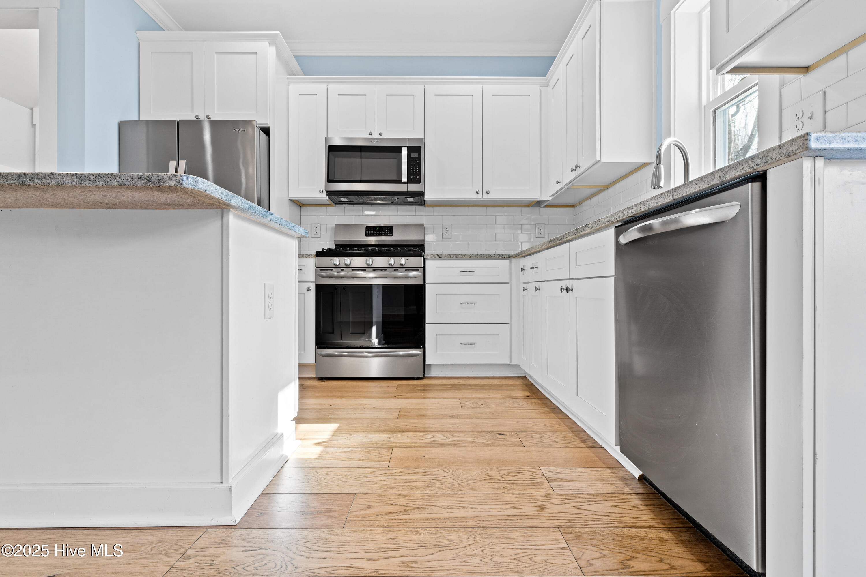 100529513 | Photo 20