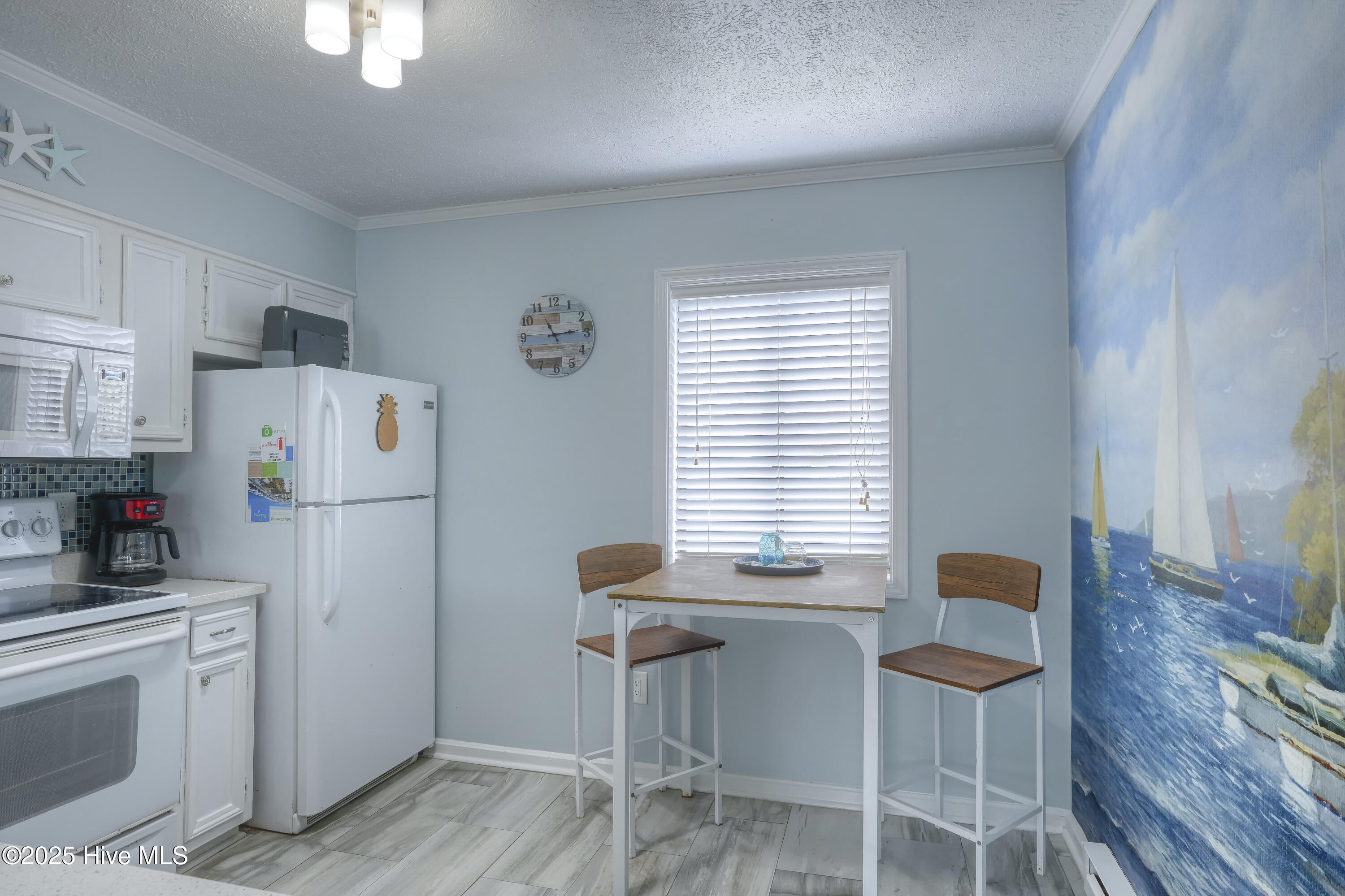 100511229 | Photo 11