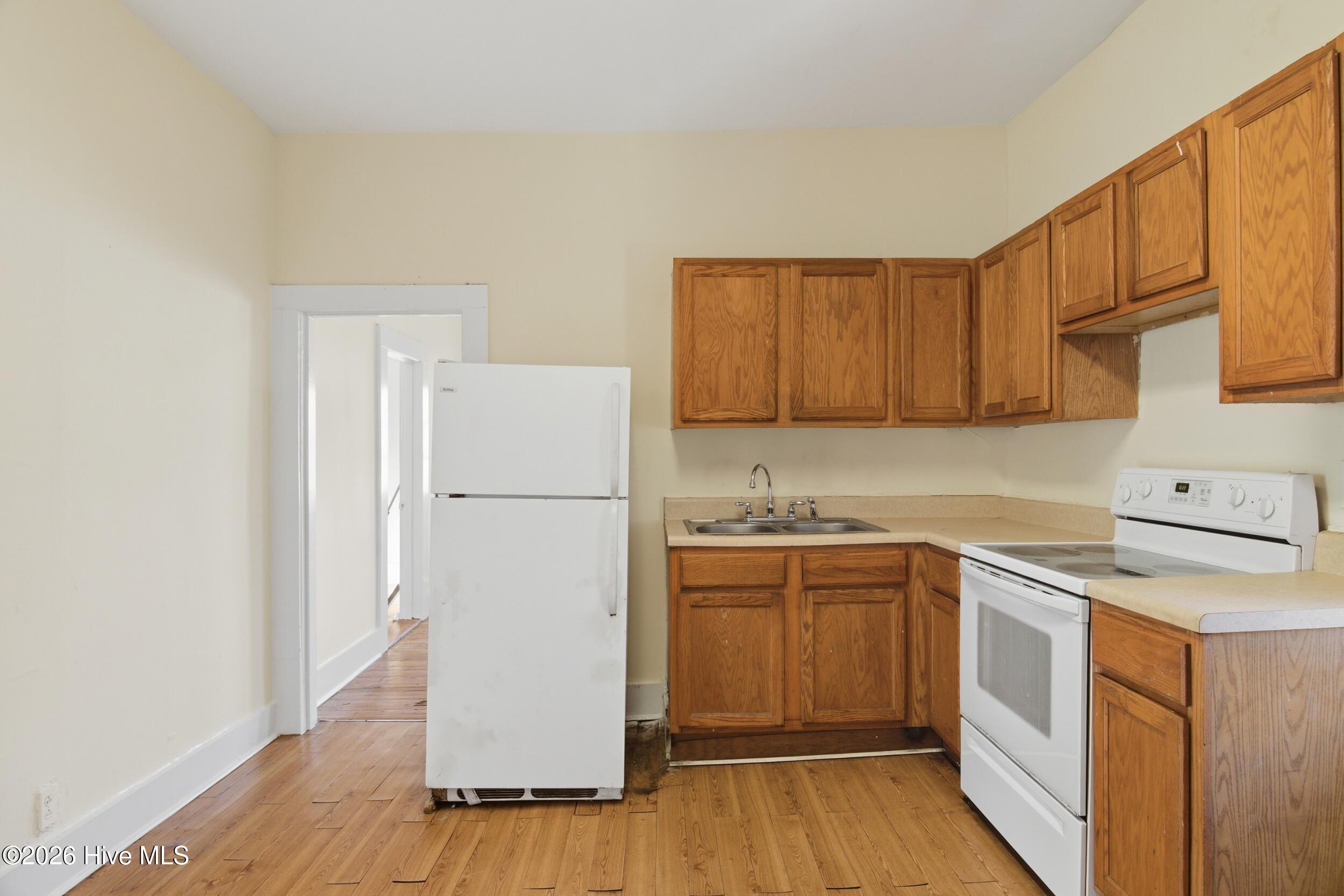 100558258 | Photo 18