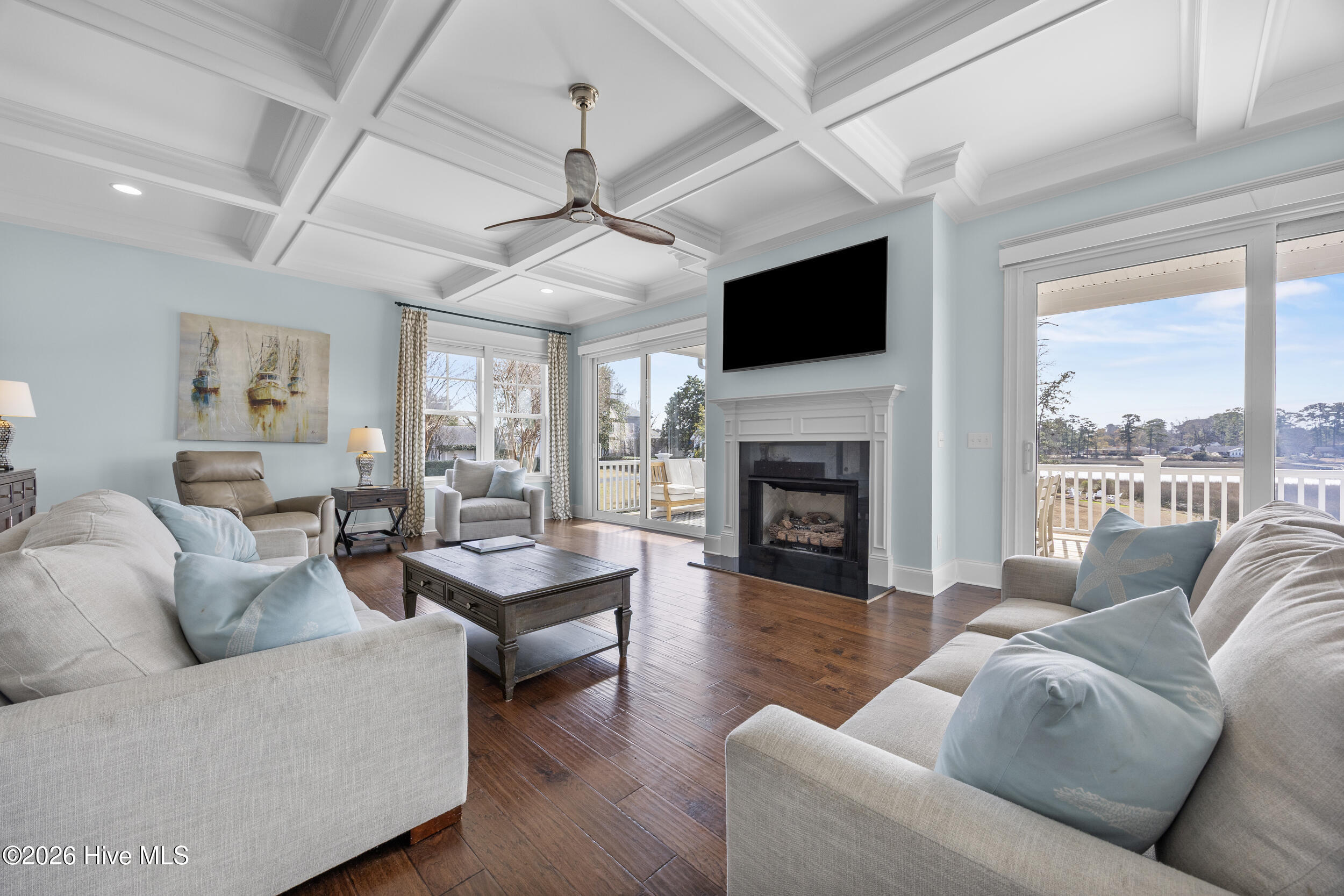 100549374 | Photo 20