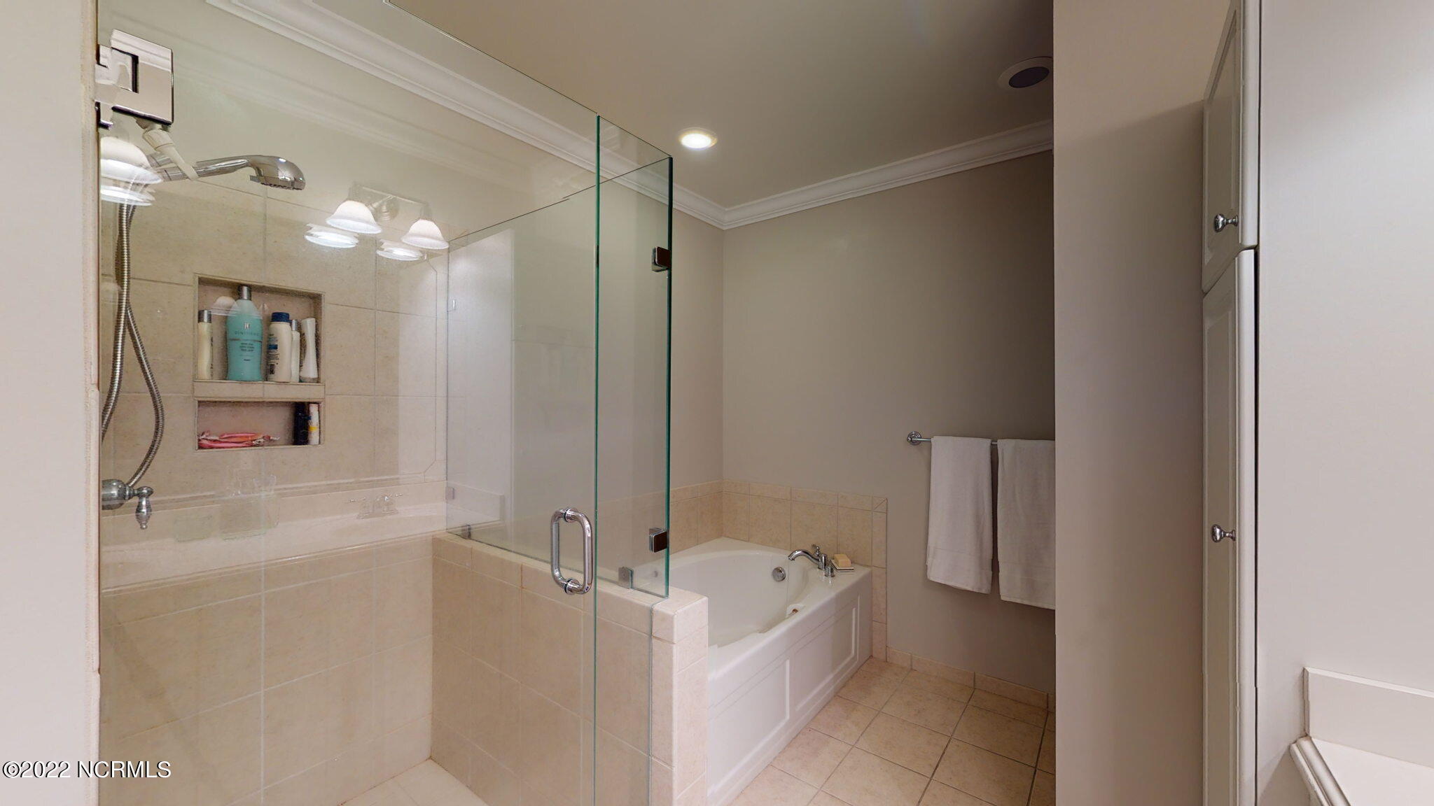 150 Lands End Road UNIT A33, Morehead City, NC, 28557