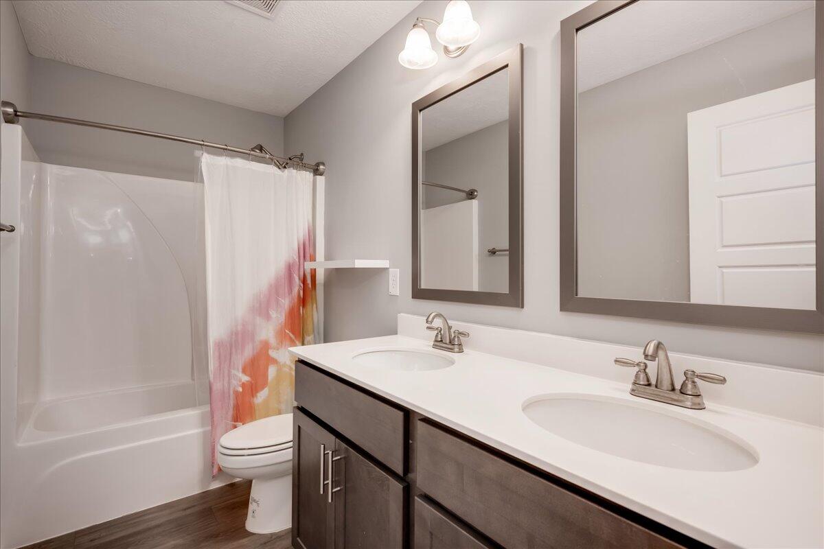 2549 Traverse Trail
