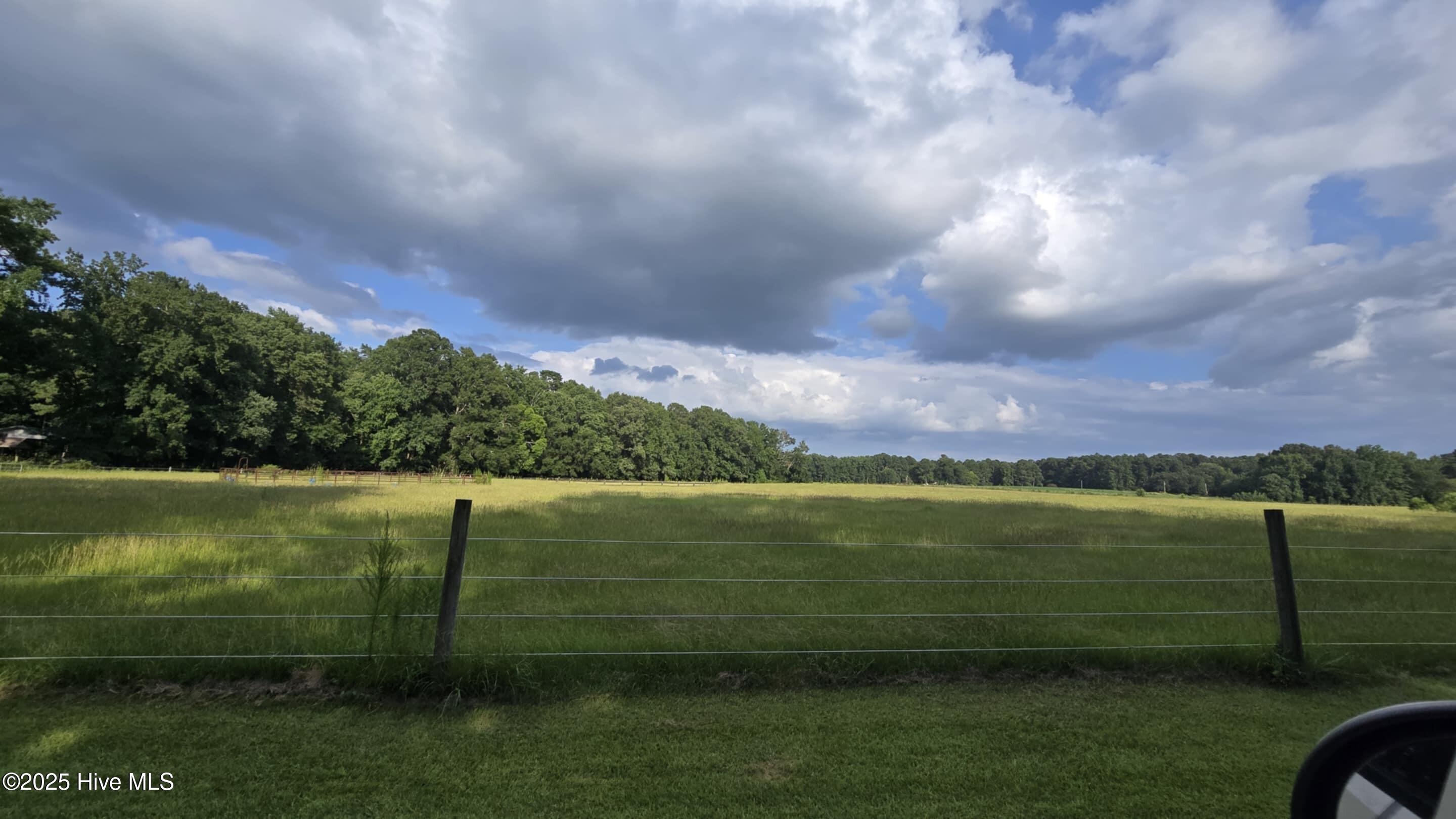 100522277 | Photo 60