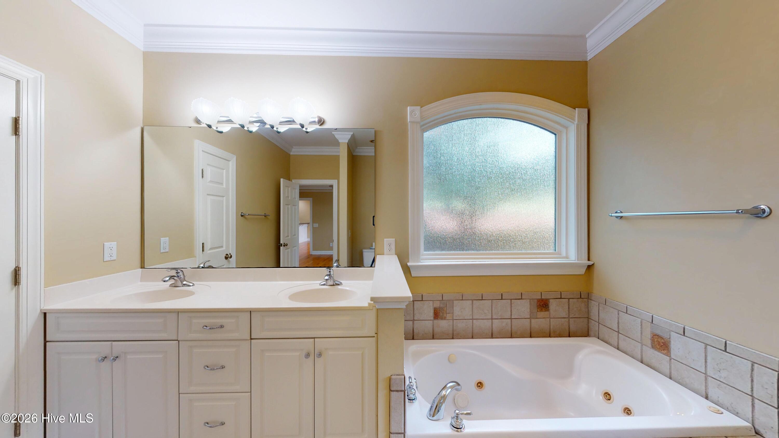 3-Shenecossett-Lane-09152026_104445