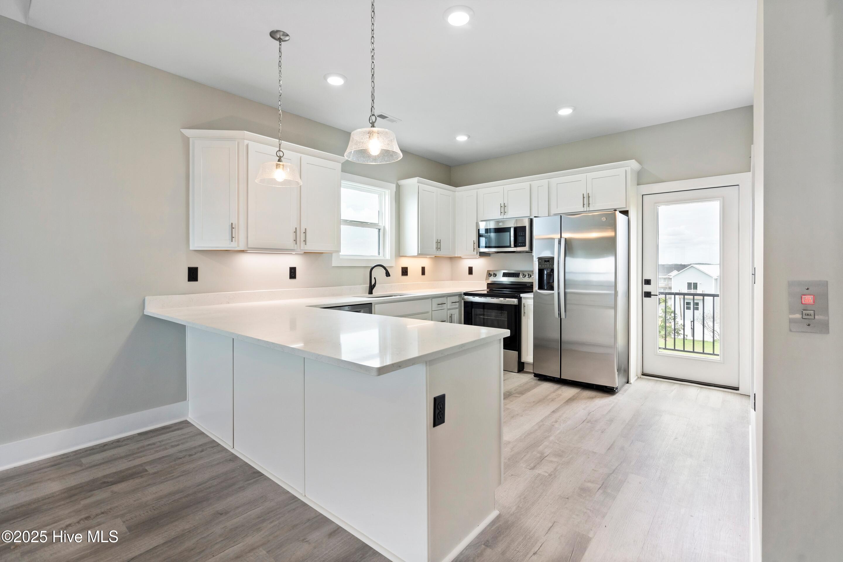 100478473 | Photo 13