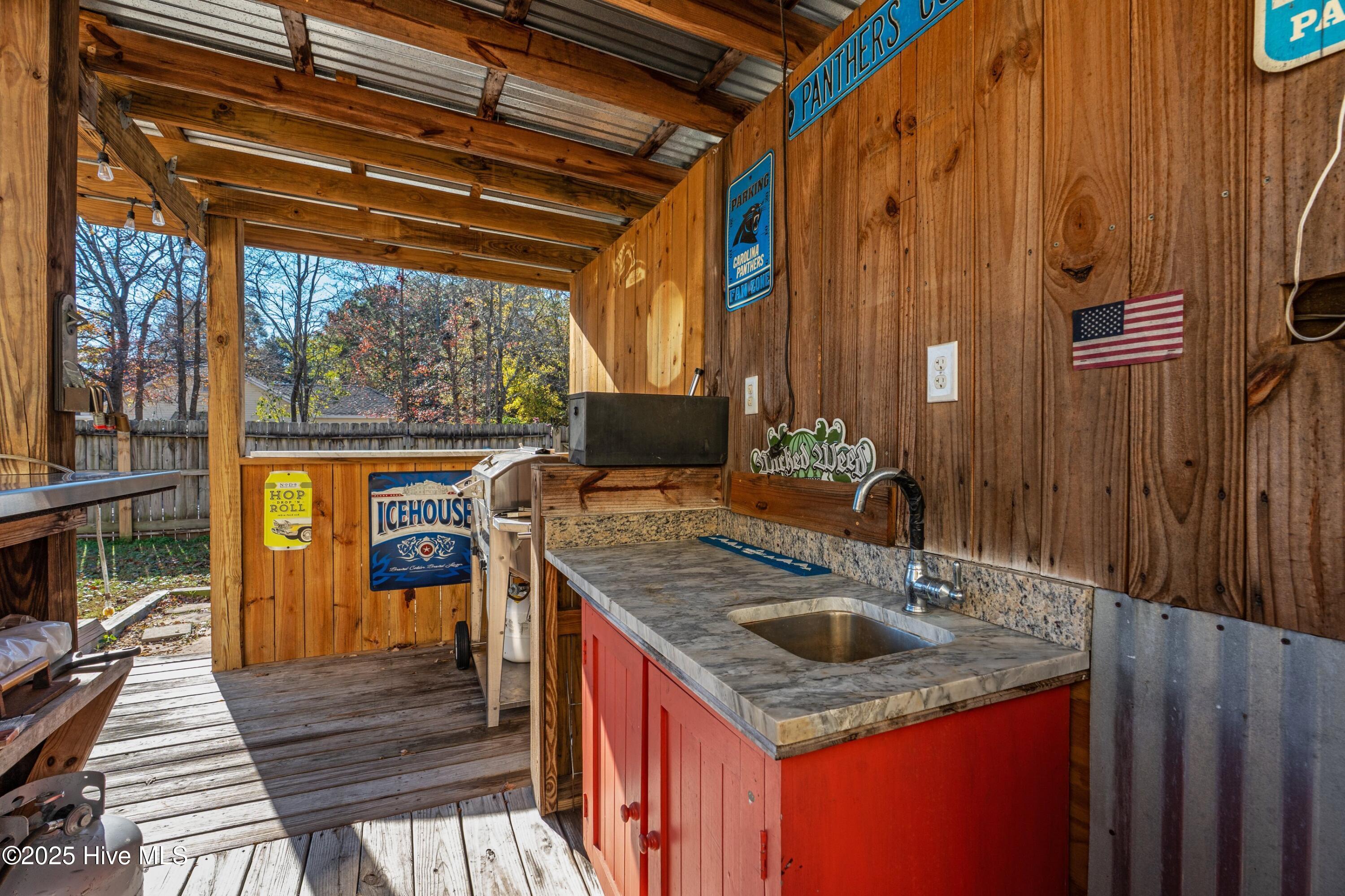 100542996 | Photo 29