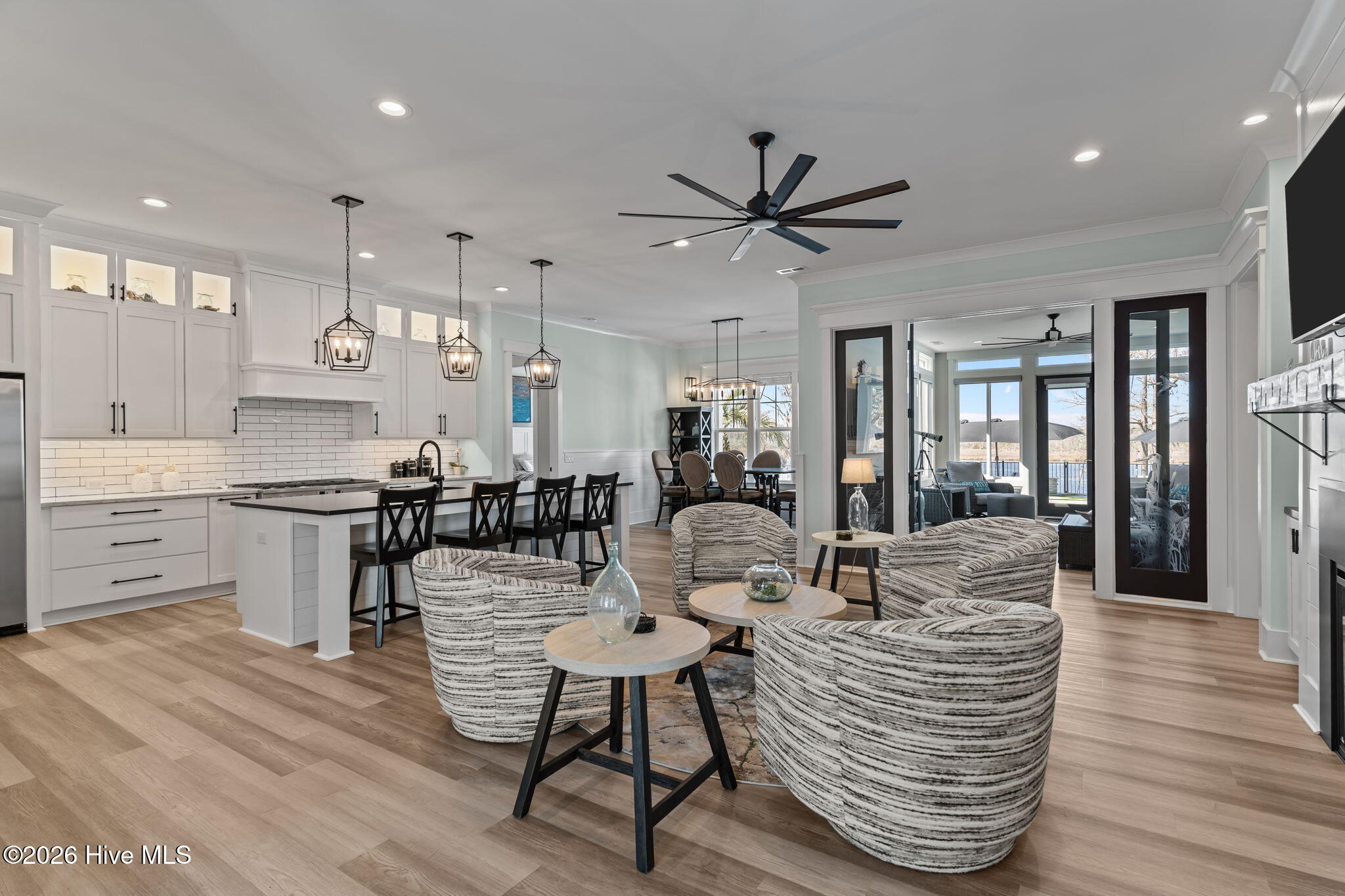 100554448 | Photo 10