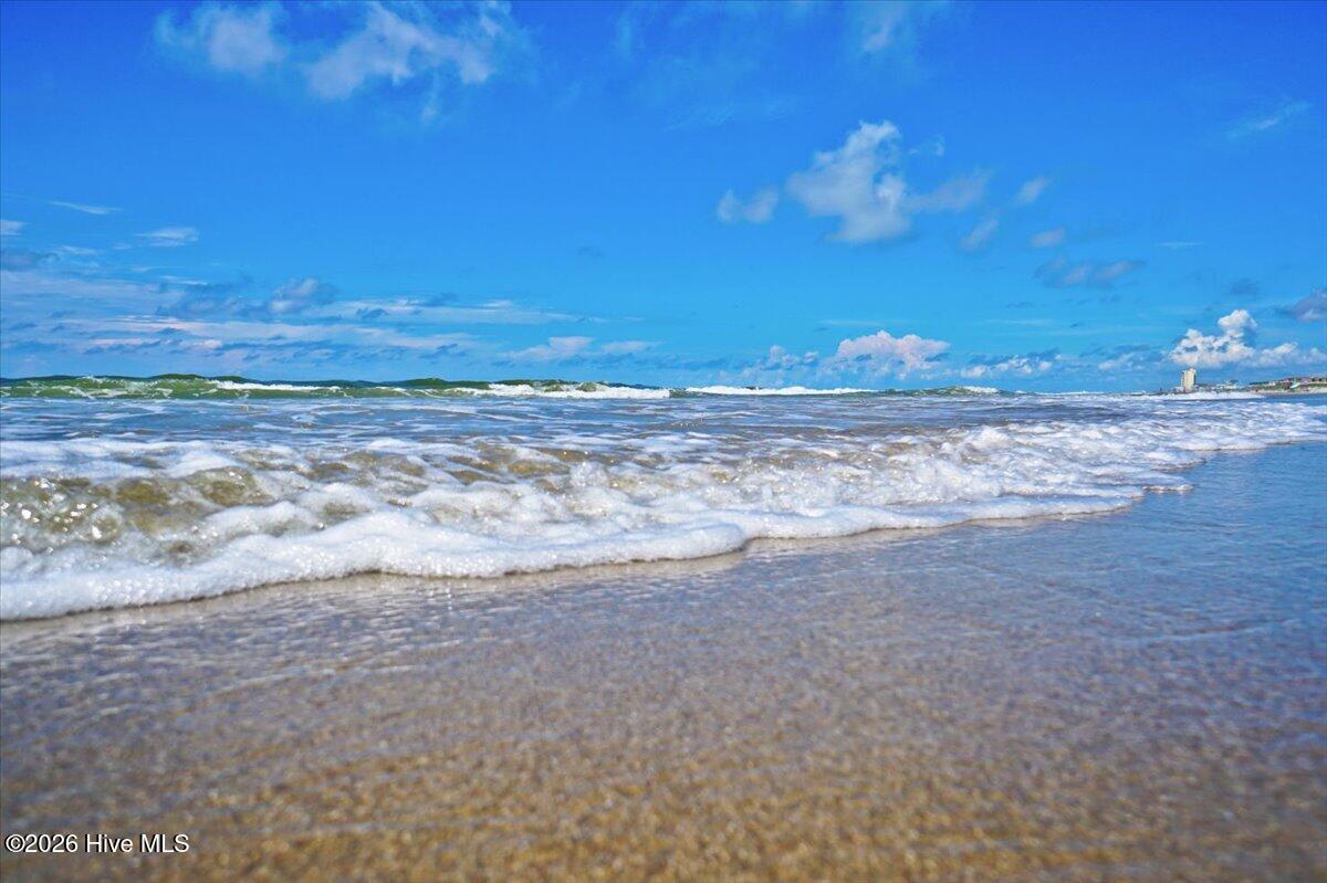 100558240 | Photo 55