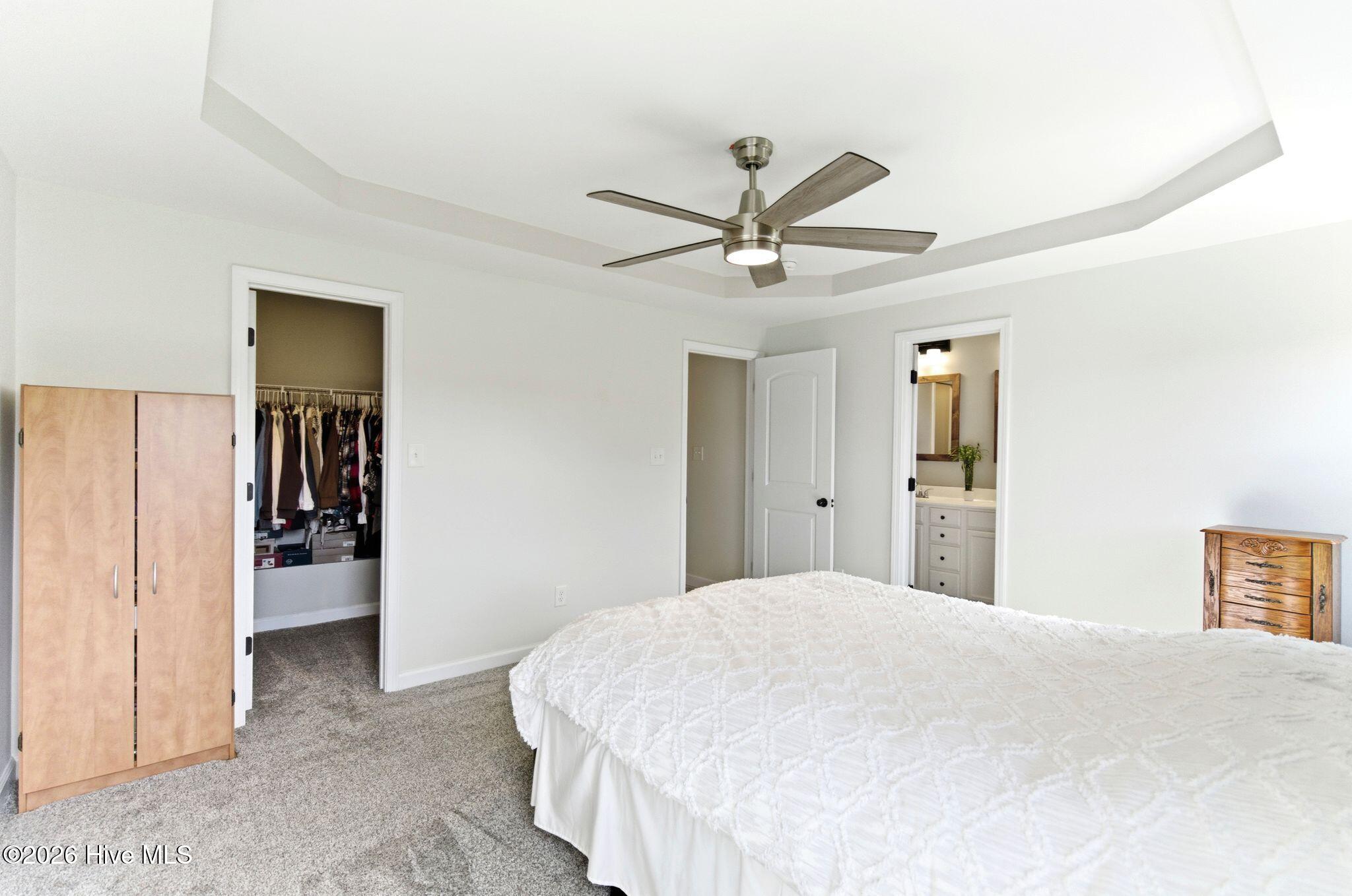 100568951 | Photo 26