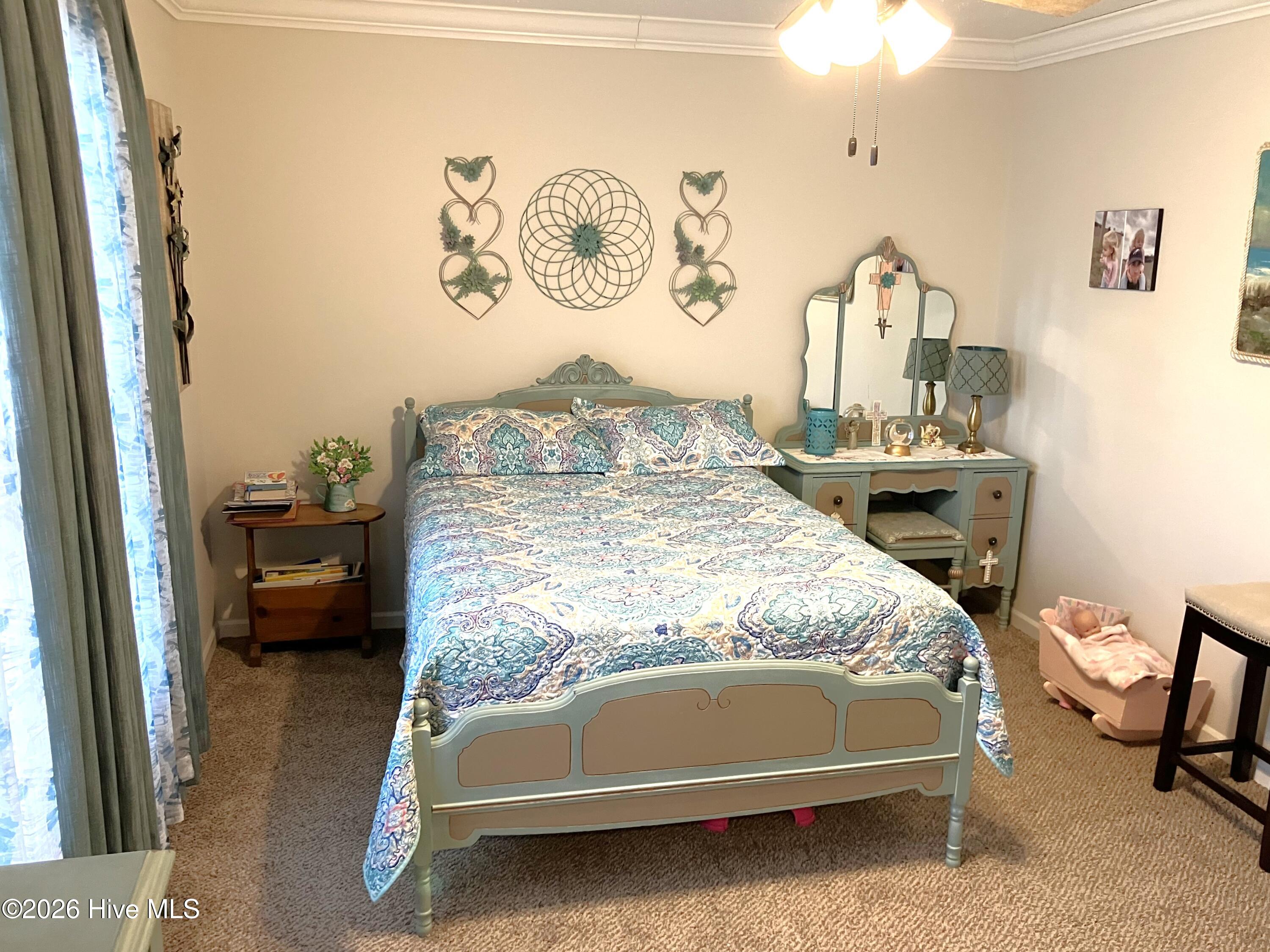 1406 White Oak River Road,Maysville