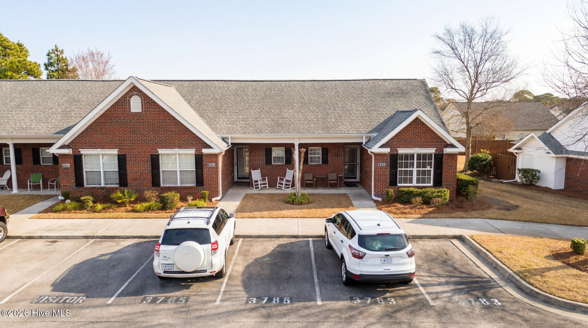 100555625 | Photo 35