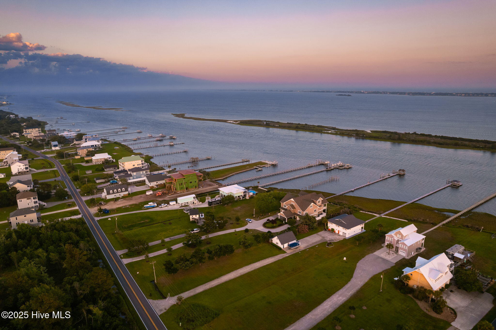 285 Live Oak Drive Road,Newport