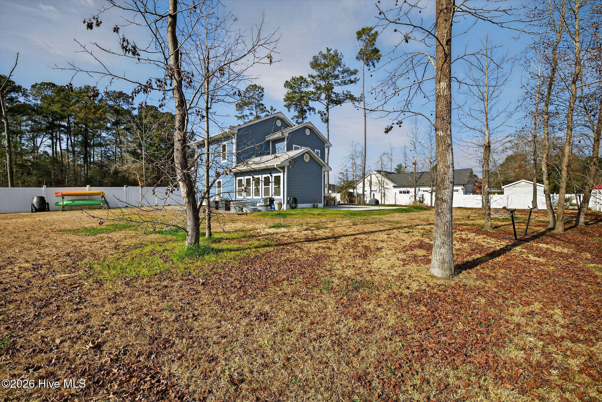 100548993 | Photo 39