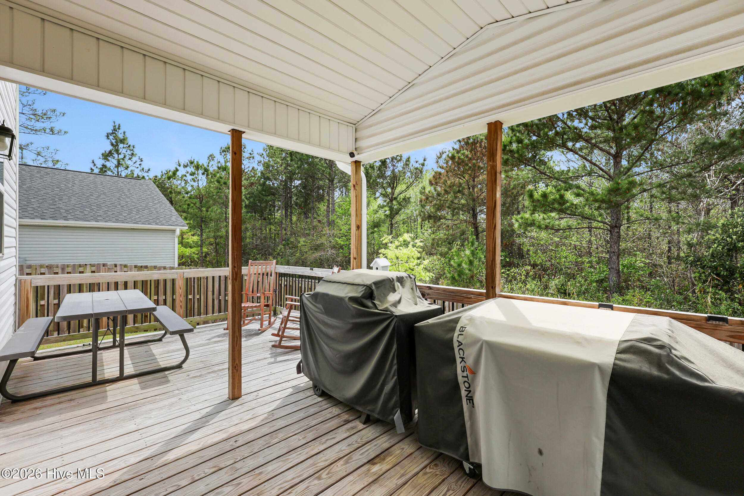 100565604 | Photo 26