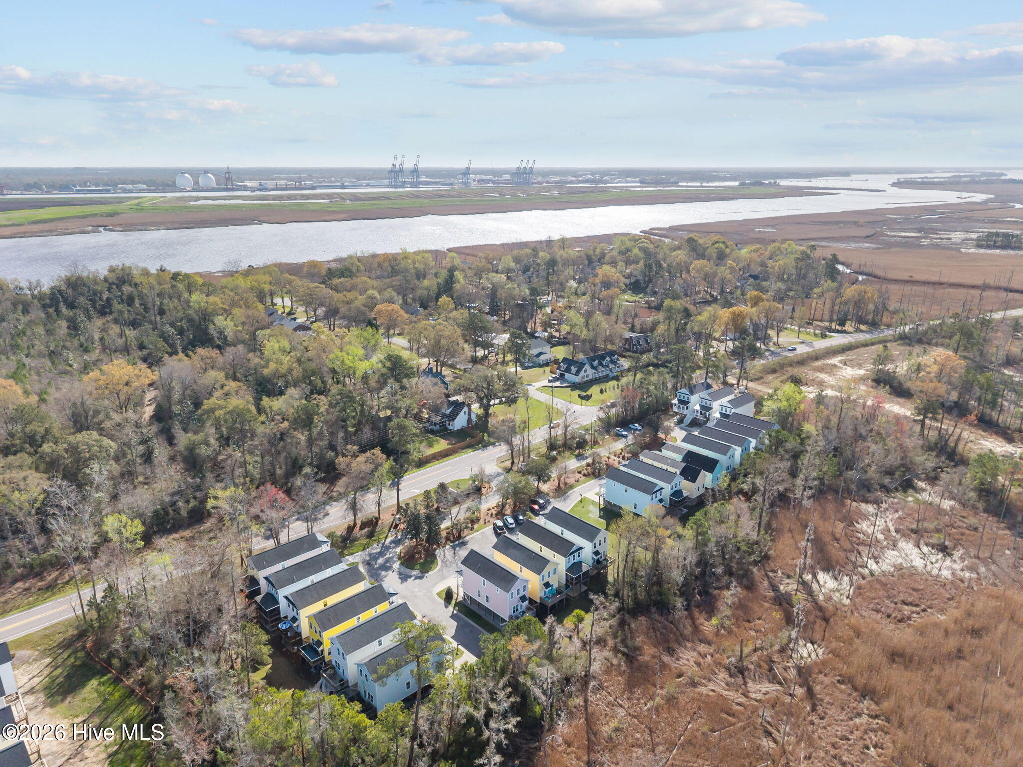 100560922 | Photo 45