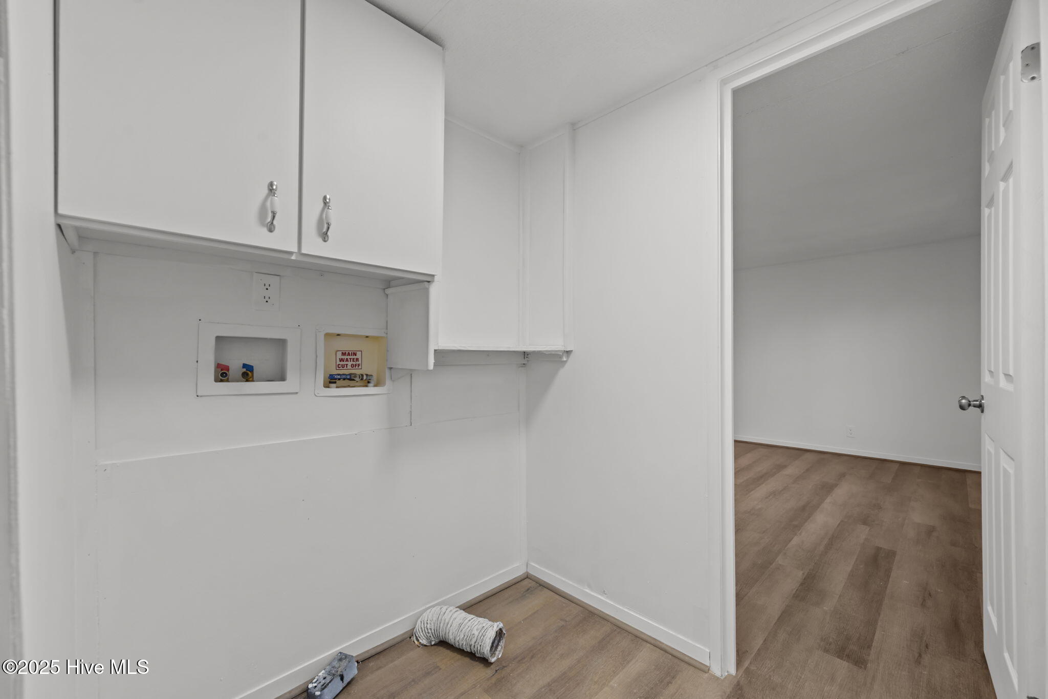 100539170 | Photo 11