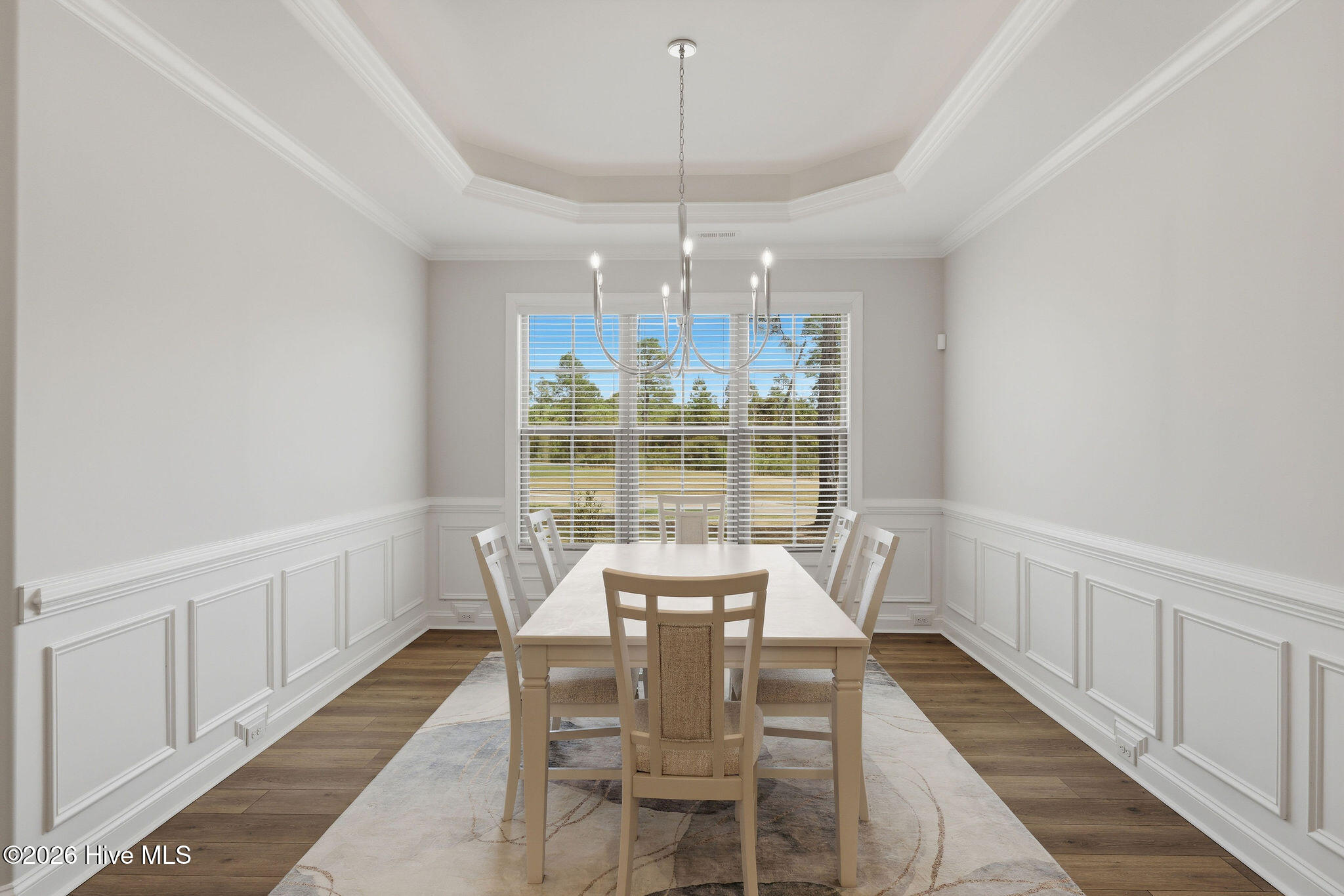 100564849 | Photo 28