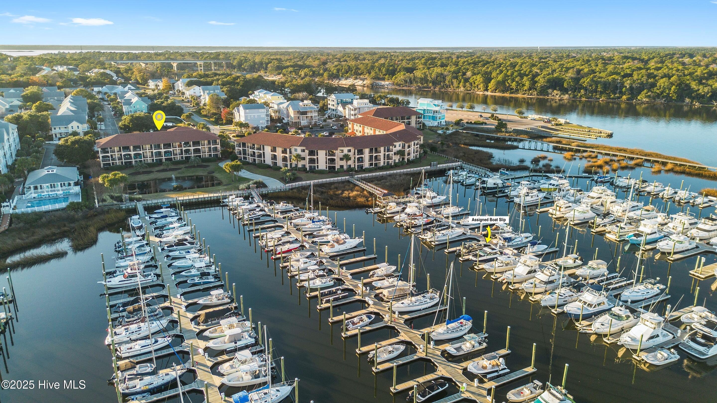 100545192 | Photo 53