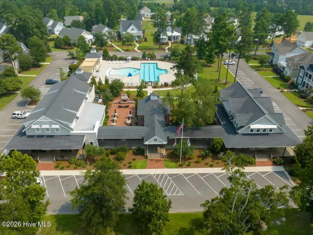 100547594 | Photo 42