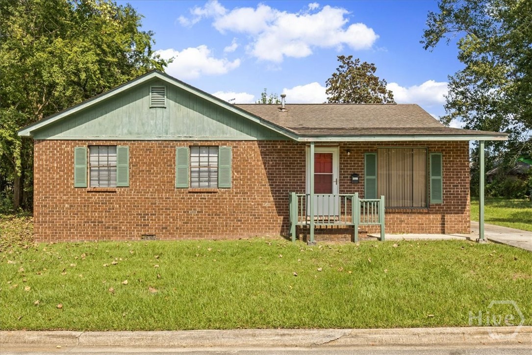 Single family home for sale at 1130 W 49th Street, Savannah, GA 31405 | MLS# SA366128