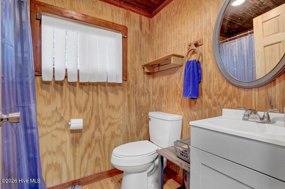 100560475 | Photo 21