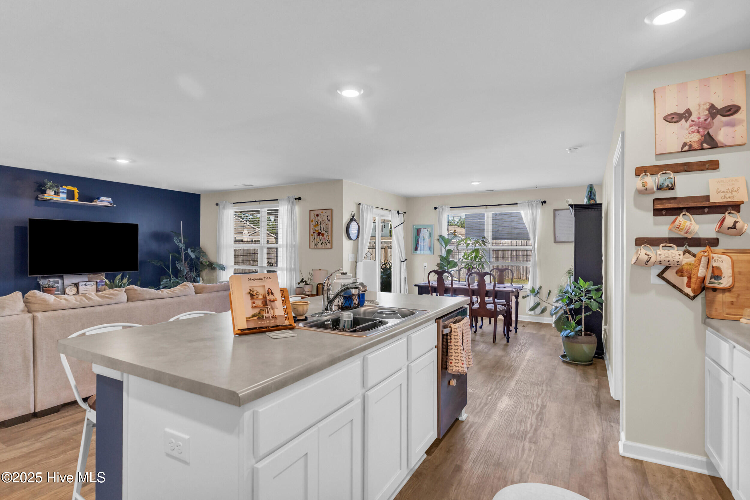 100539440 | Photo 10