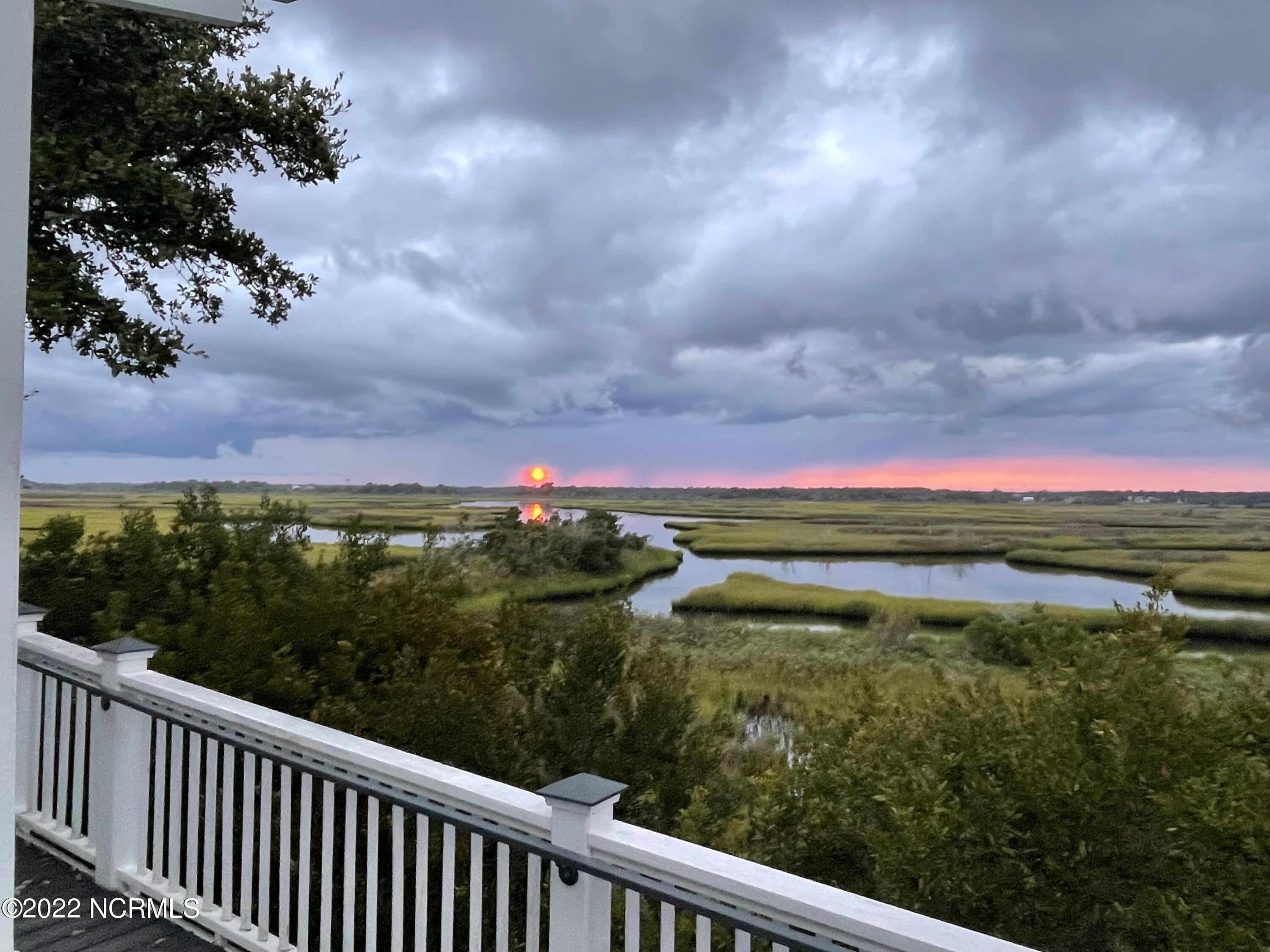 100496127 | Photo 45