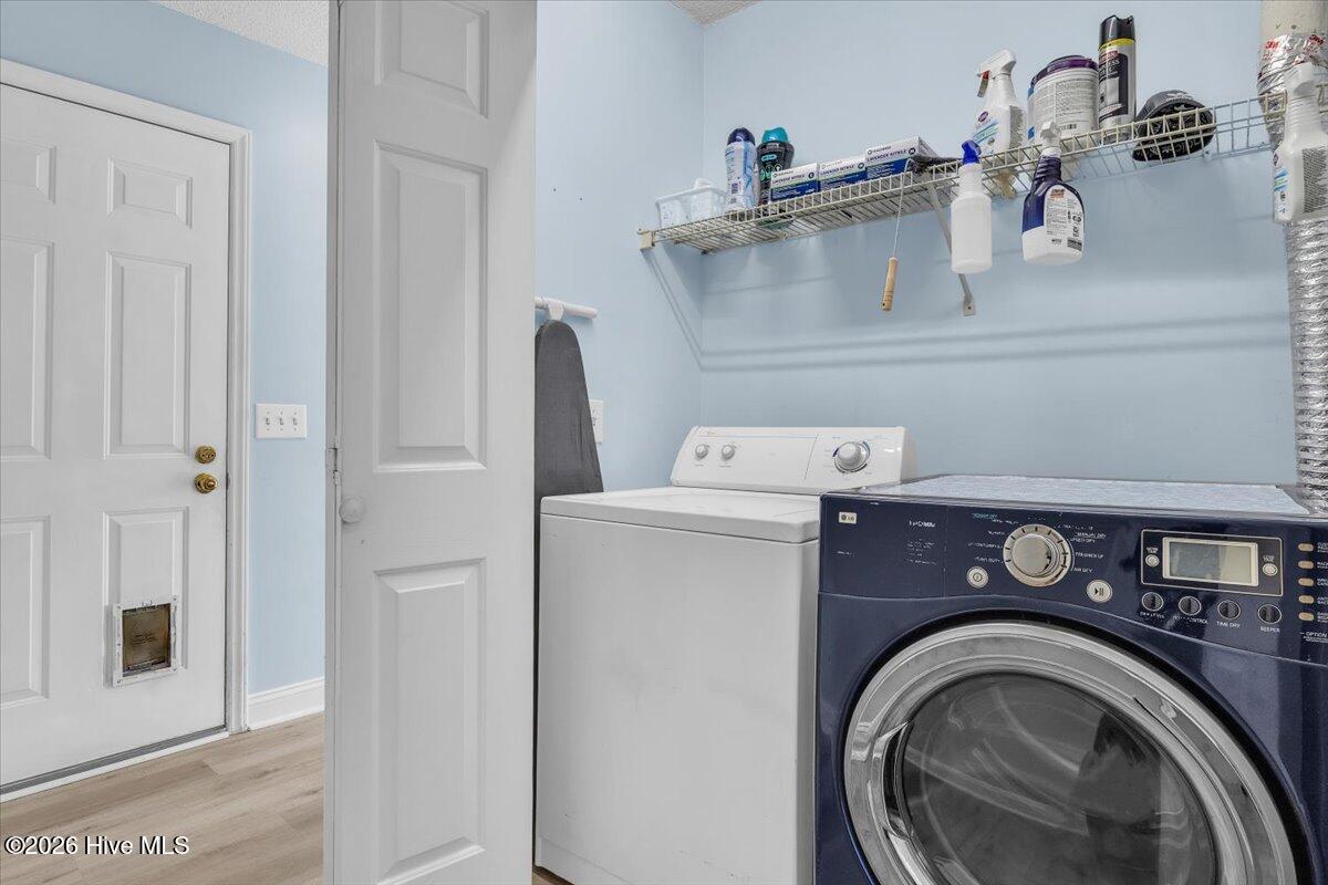 100565579 | Photo 27