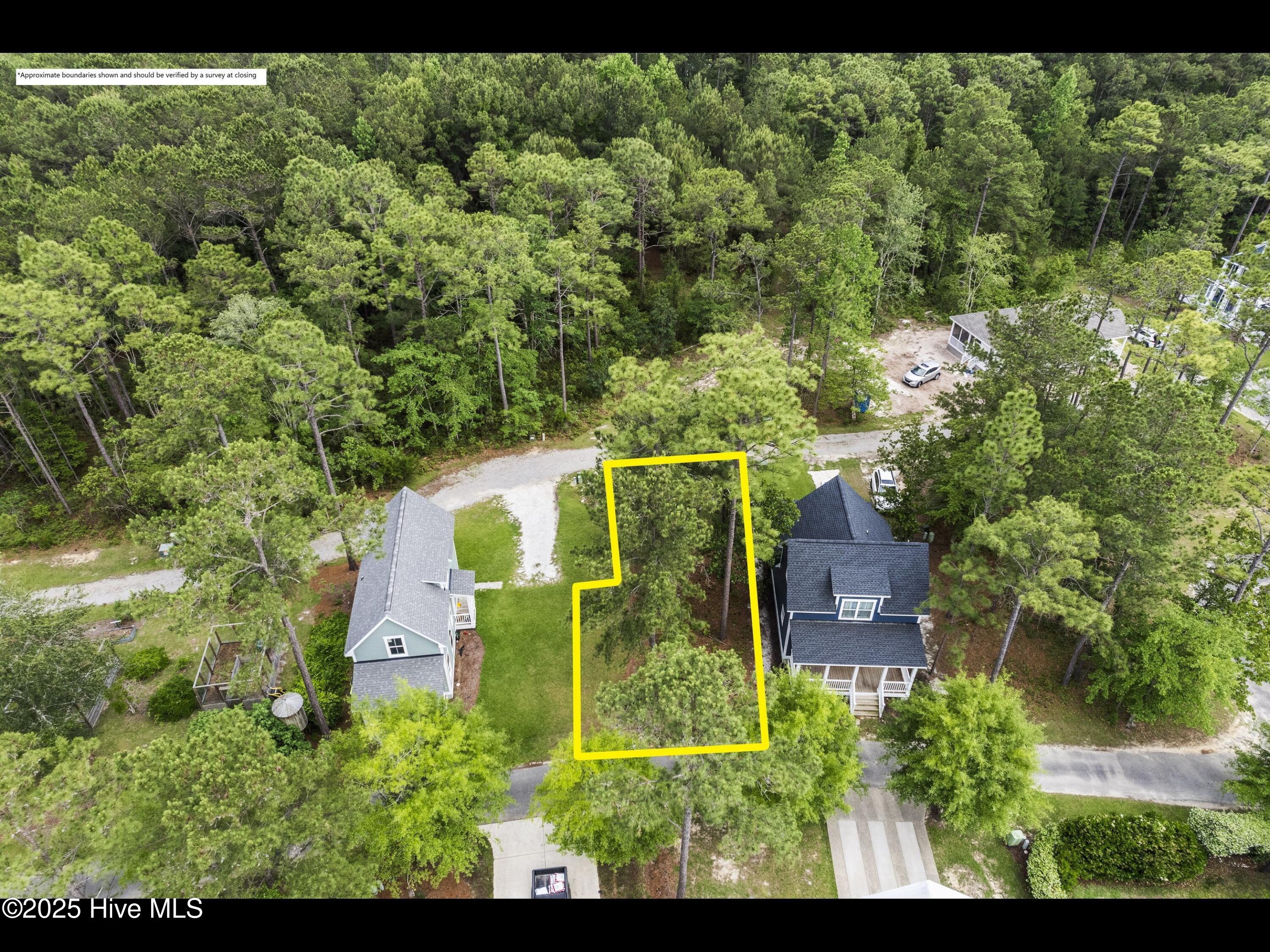 100508798 | Photo 15