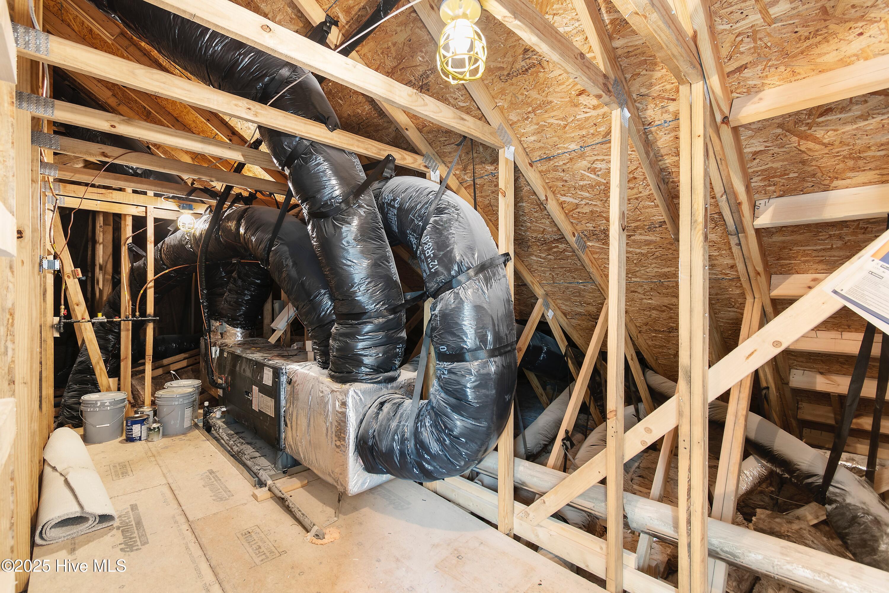 100525148 | Photo 56