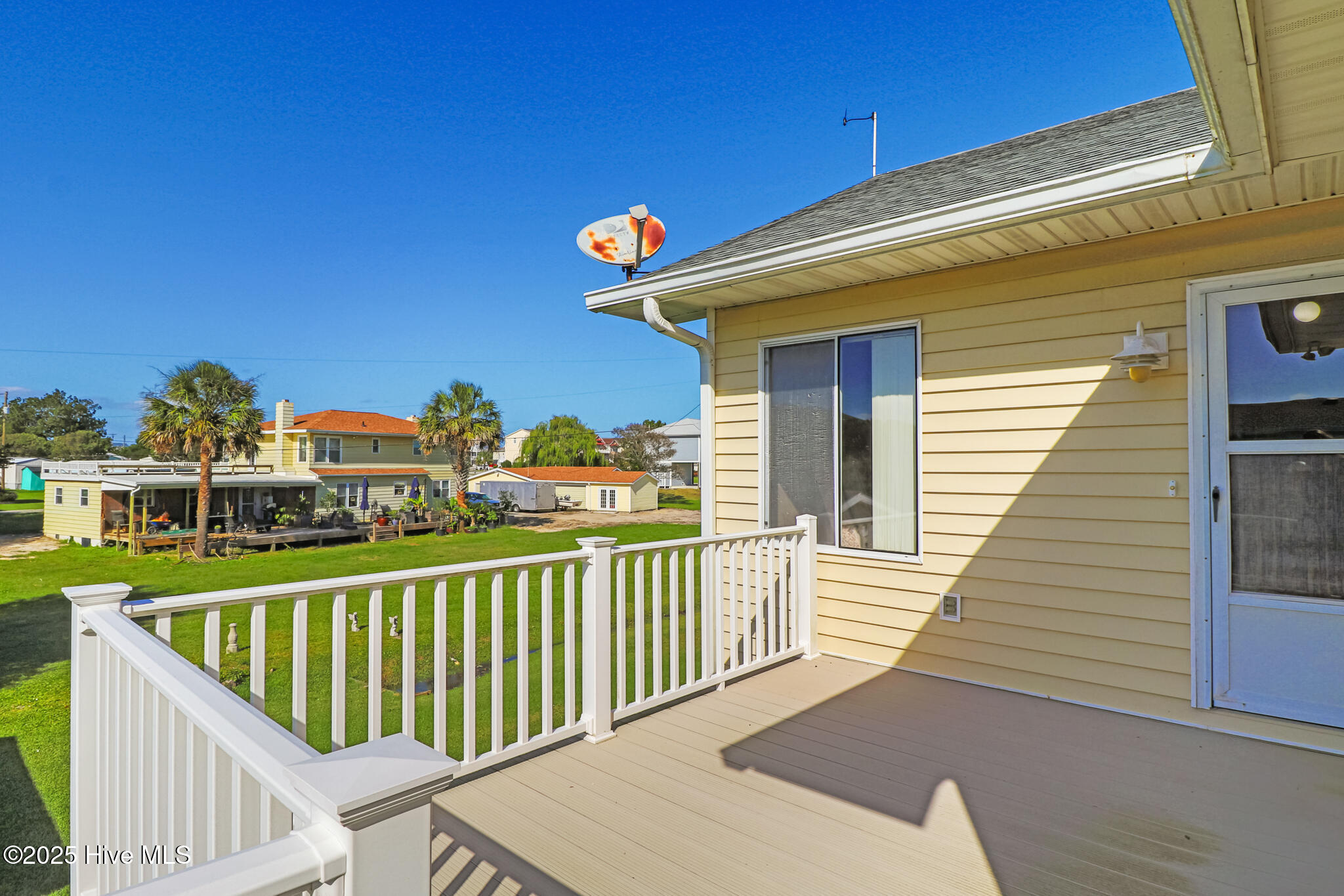 100535334 | Photo 34