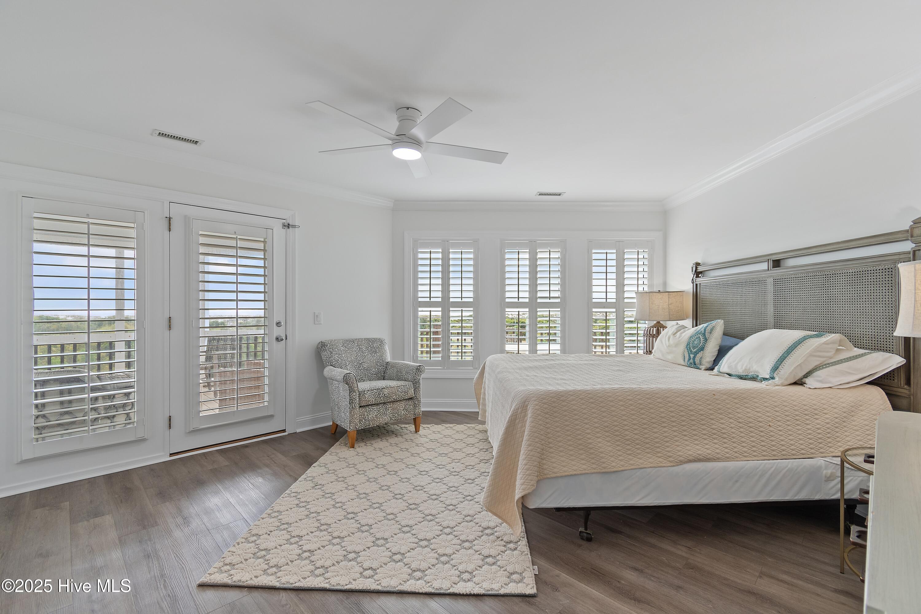 100536702 | Photo 81