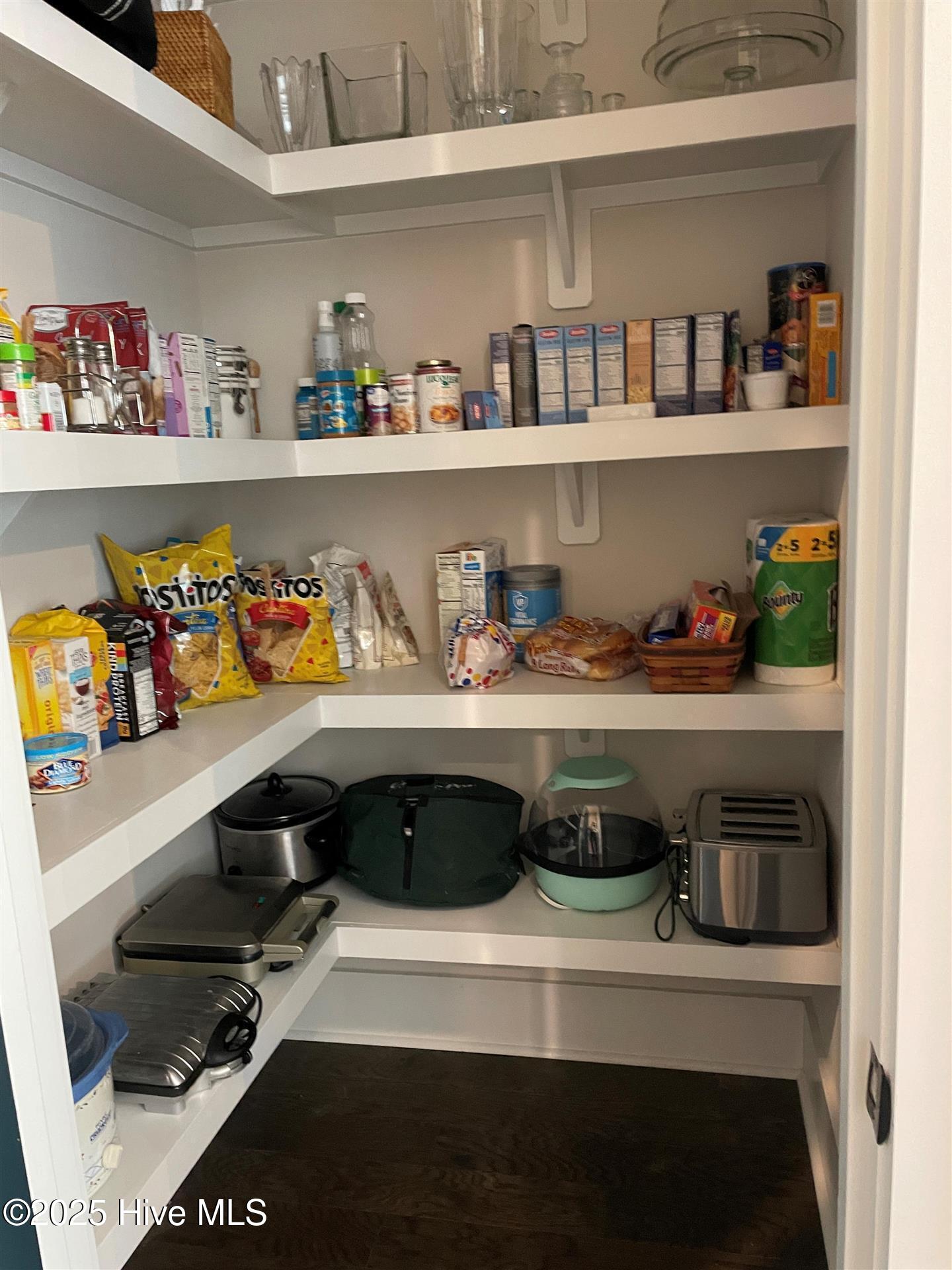 100542626 | Photo 19