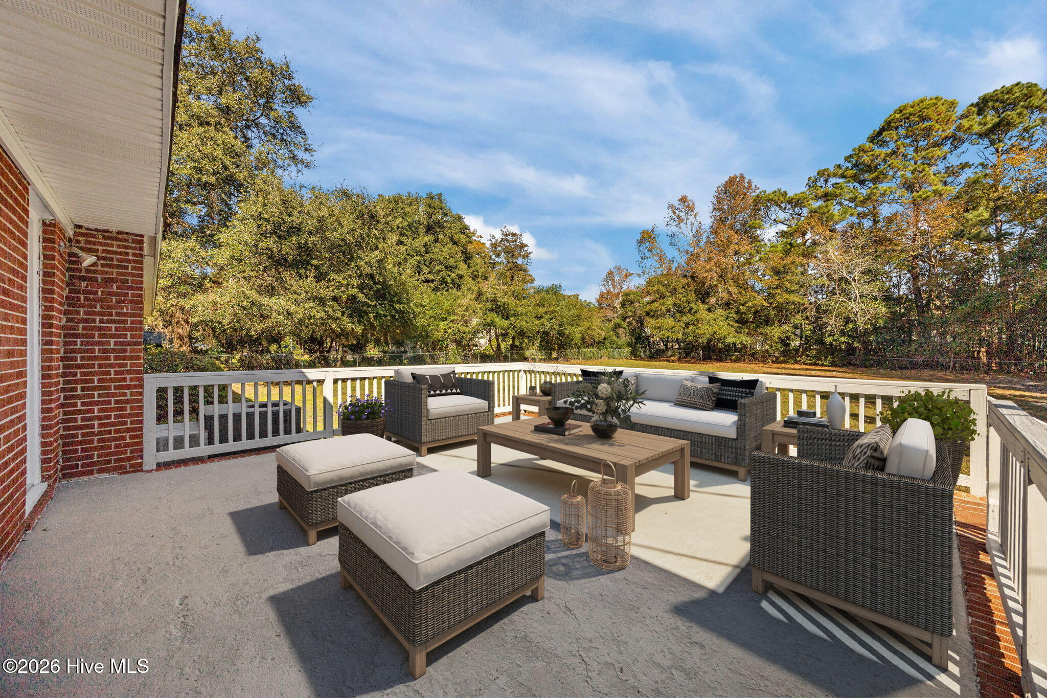 100540435 | Photo 37