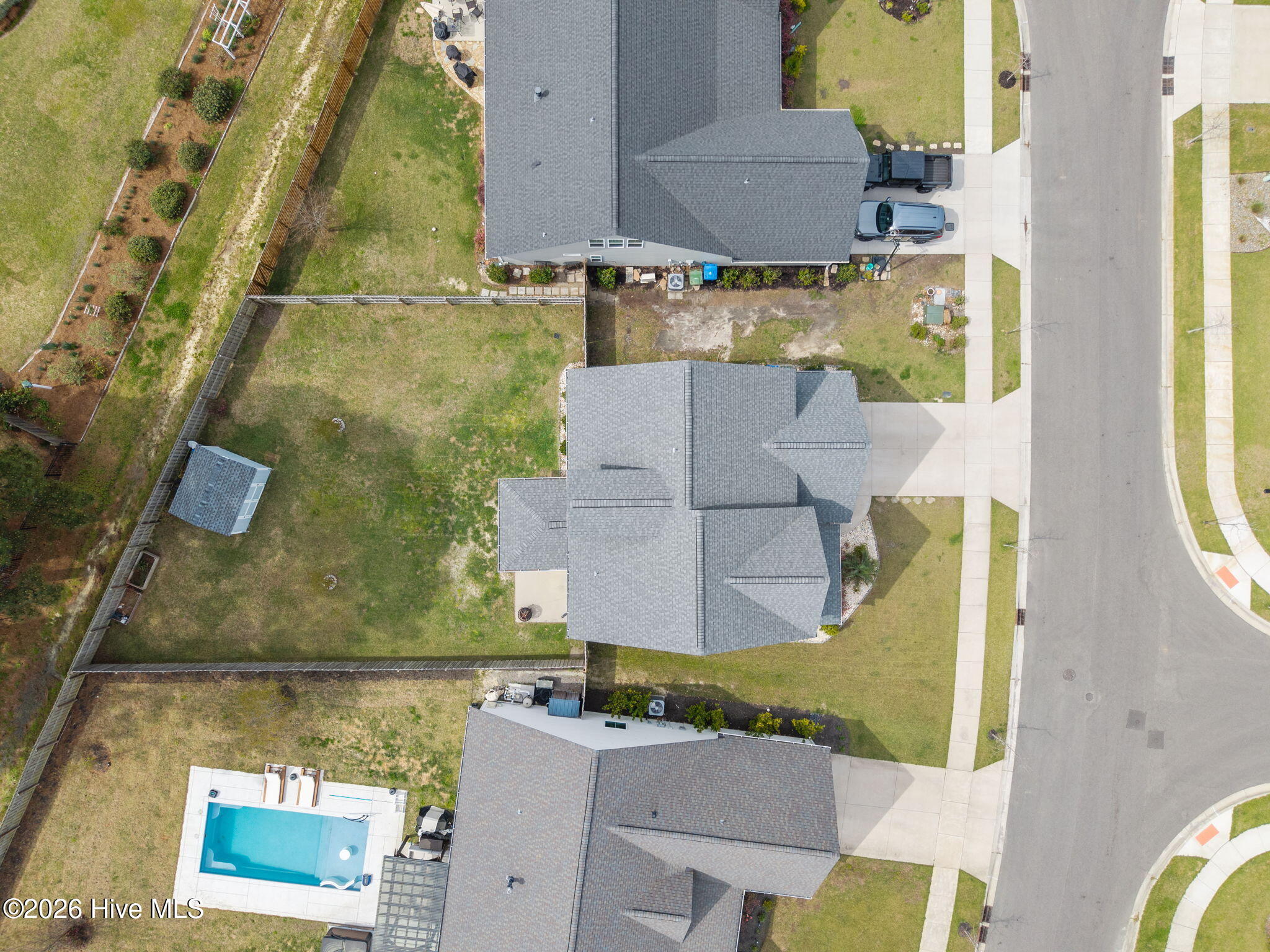 100562653 | Photo 60