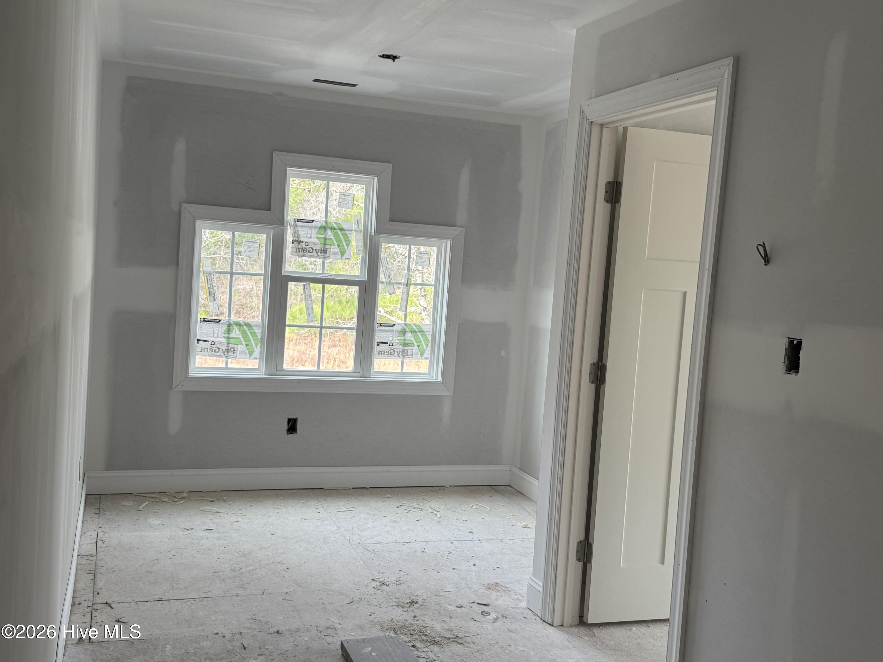 100555899 | Photo 10