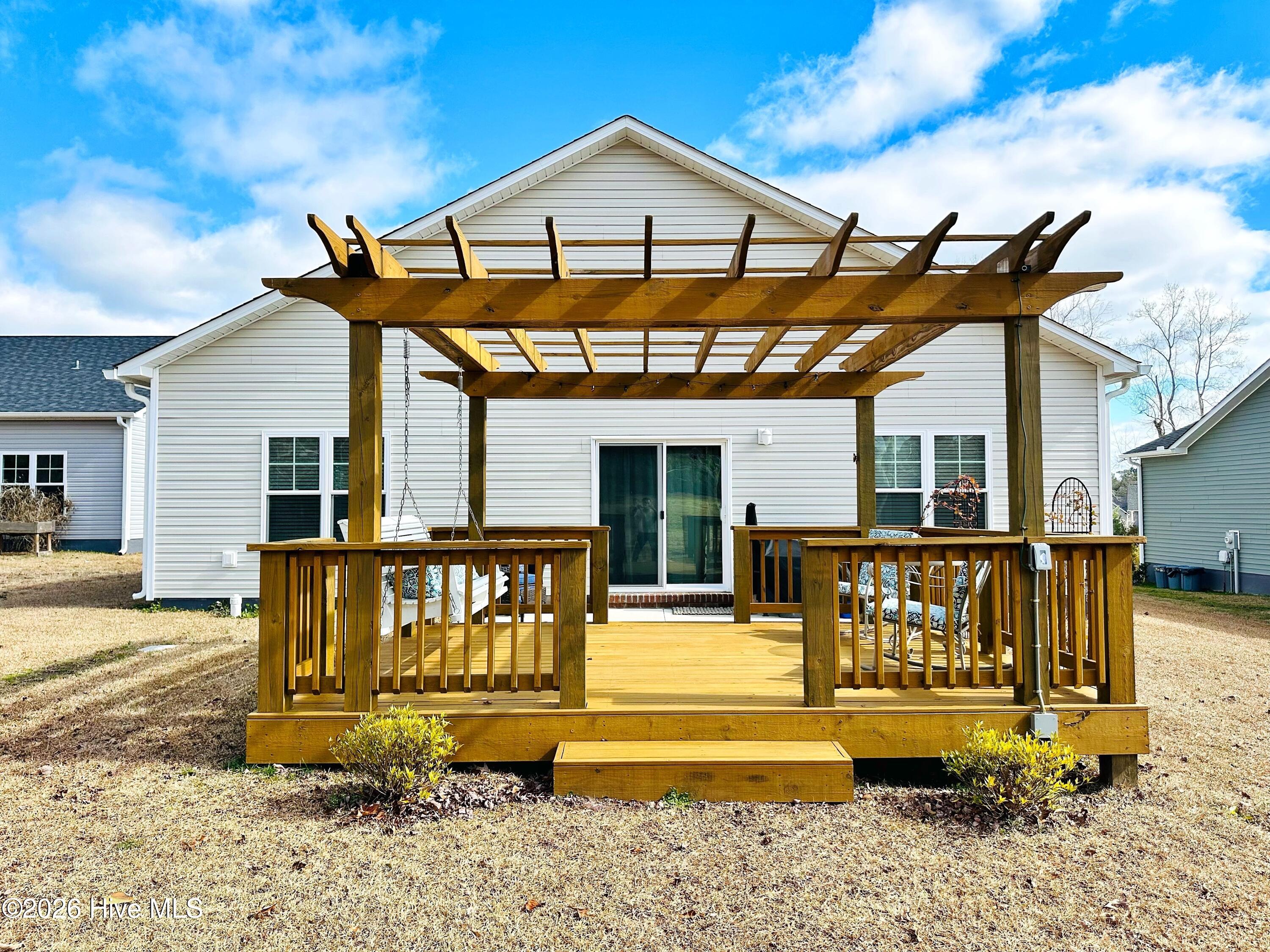 100555185 | Photo 39