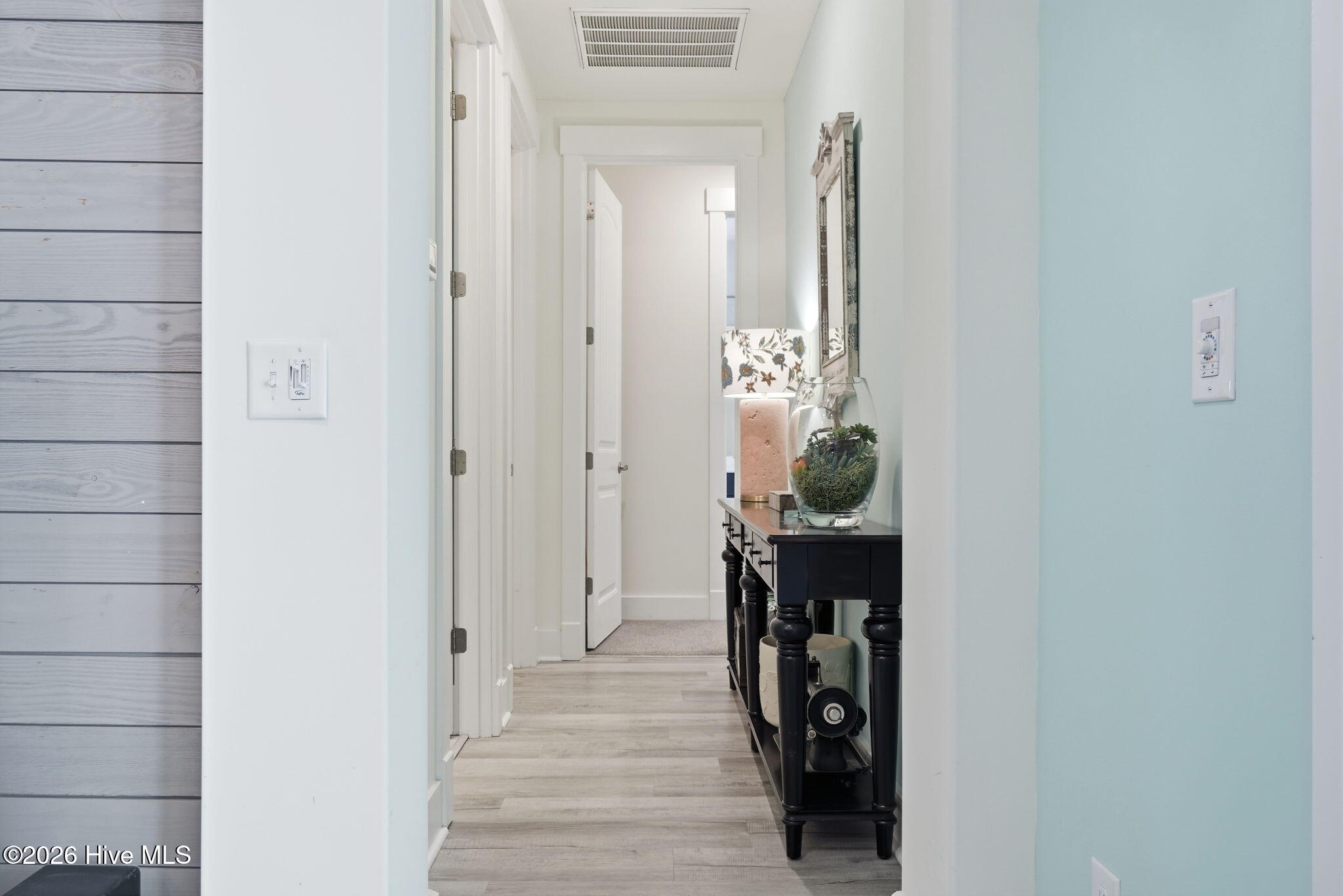 100555960 | Photo 49