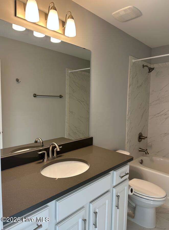 100548934 | Photo 23