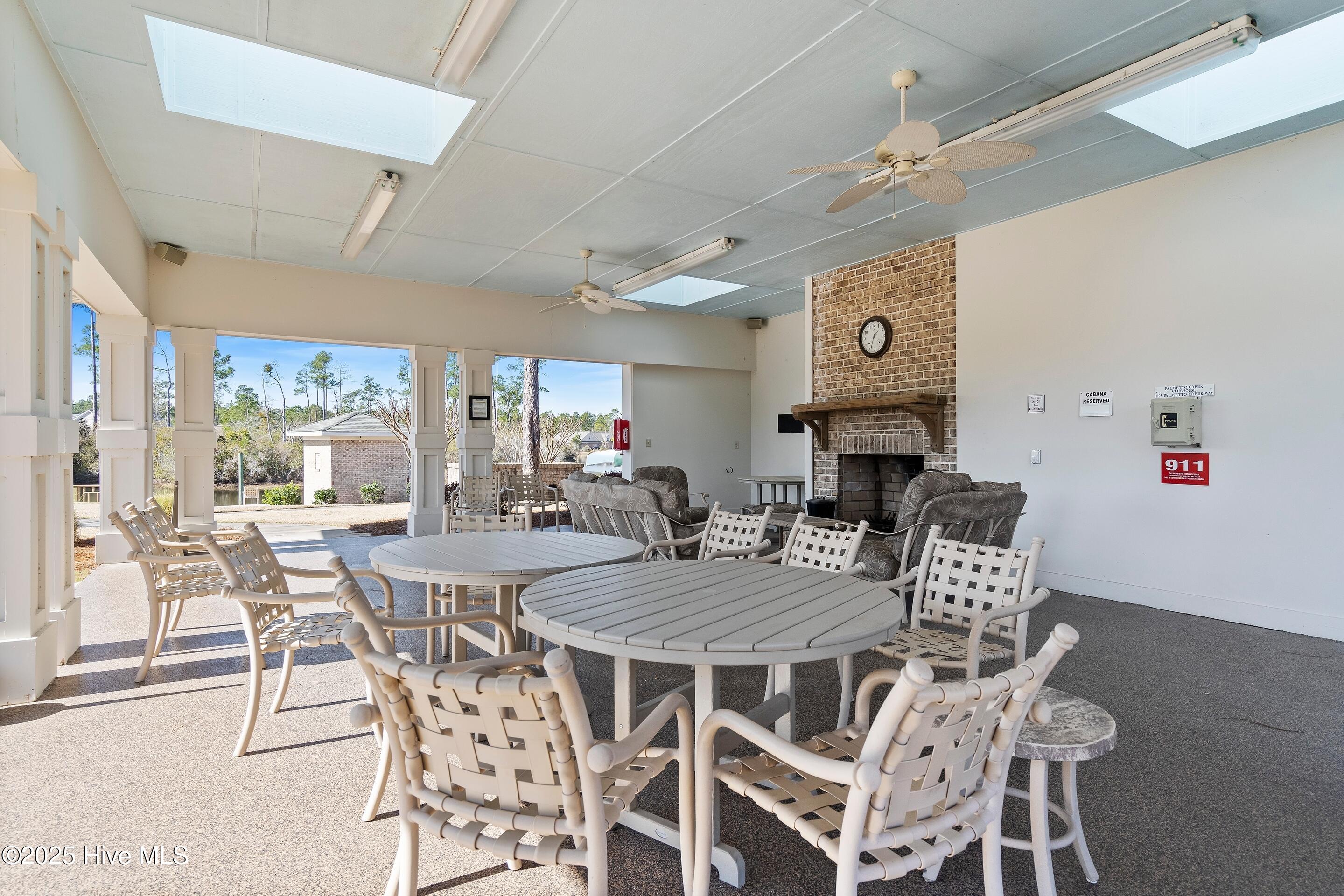 100527165 | Photo 47