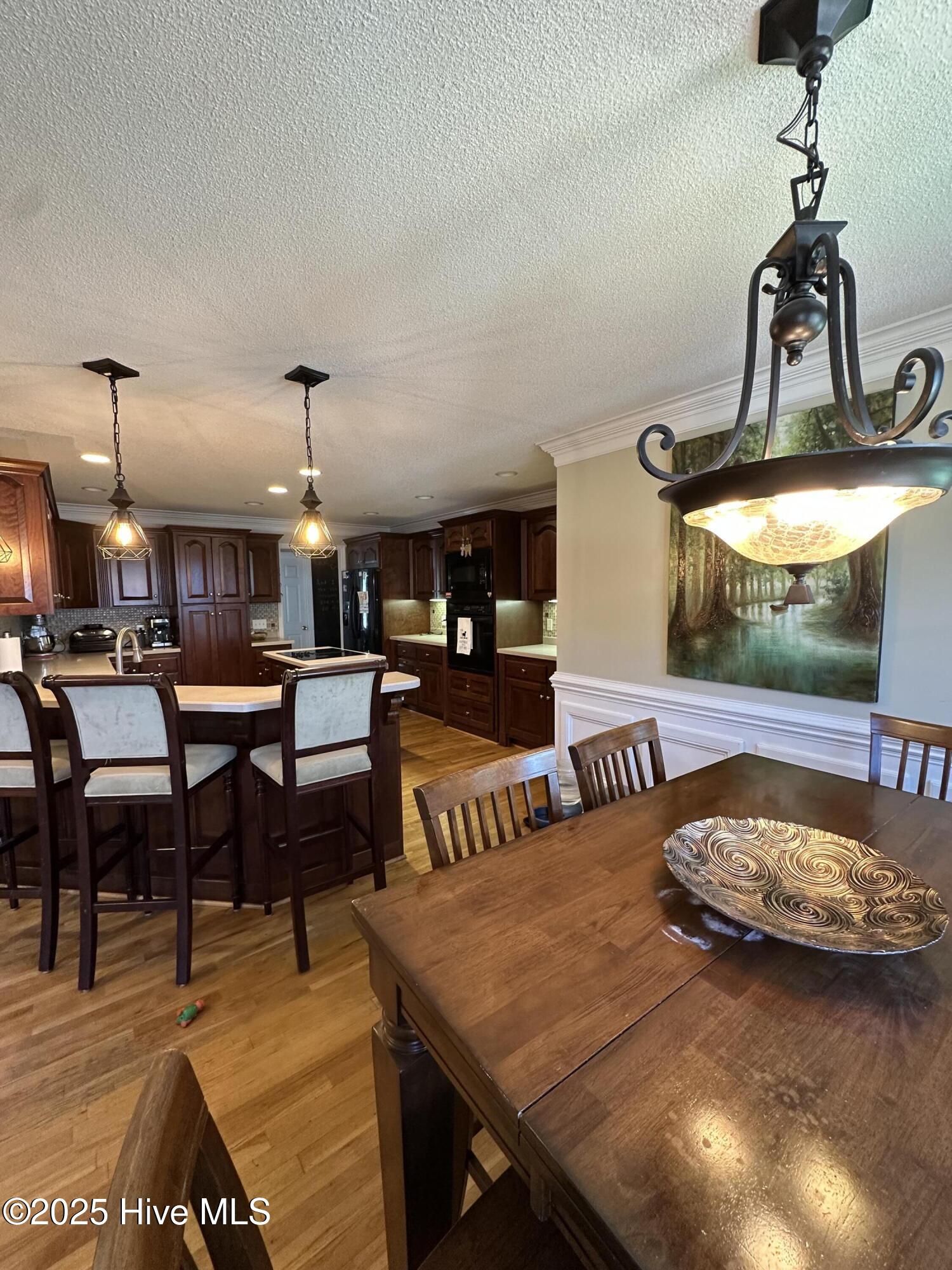 100514130 | Photo 28