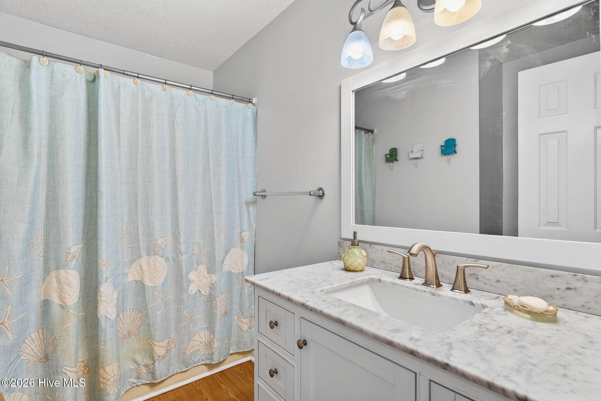 100564703 | Photo 22