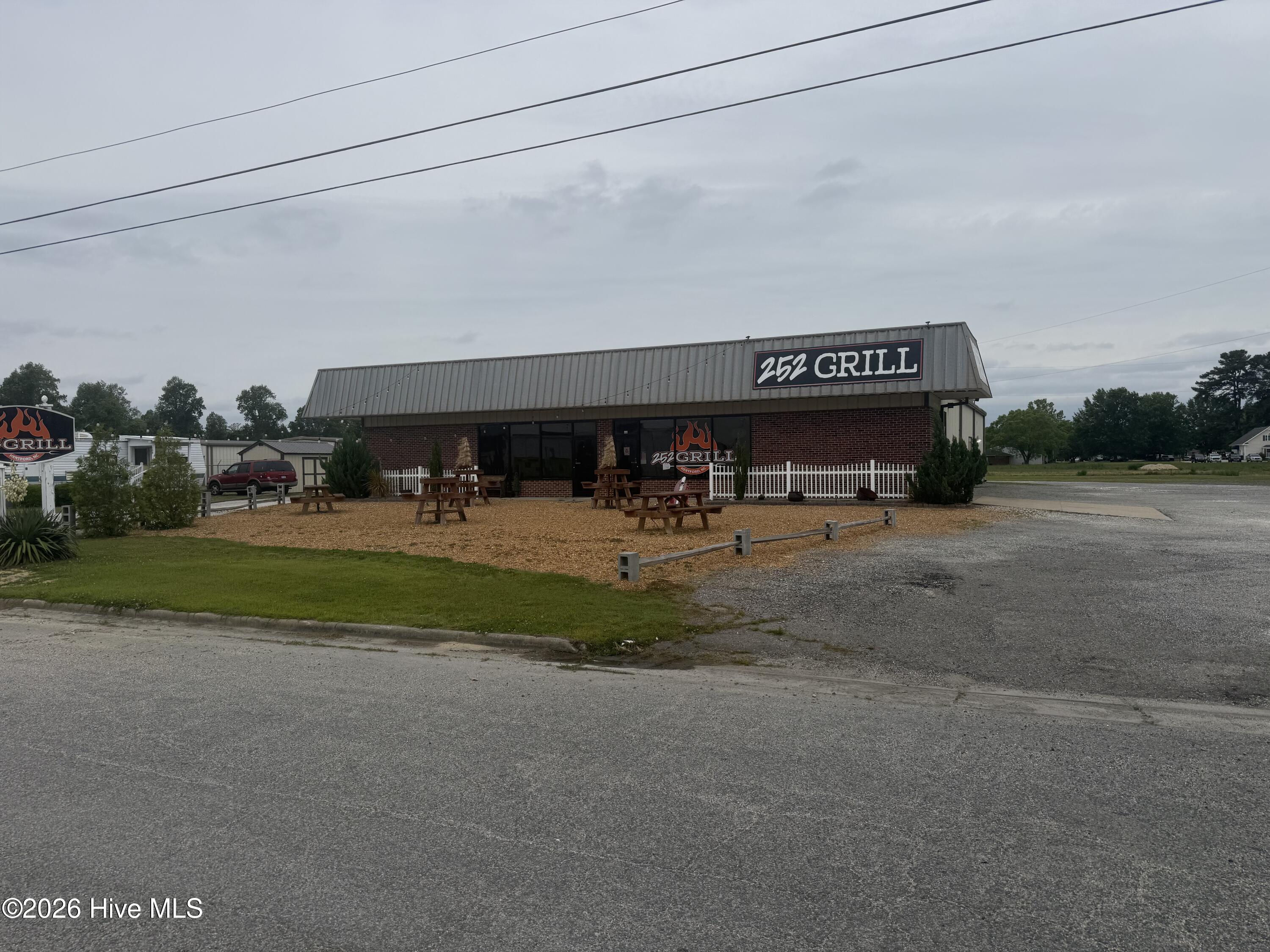 Listing Photo 100575307