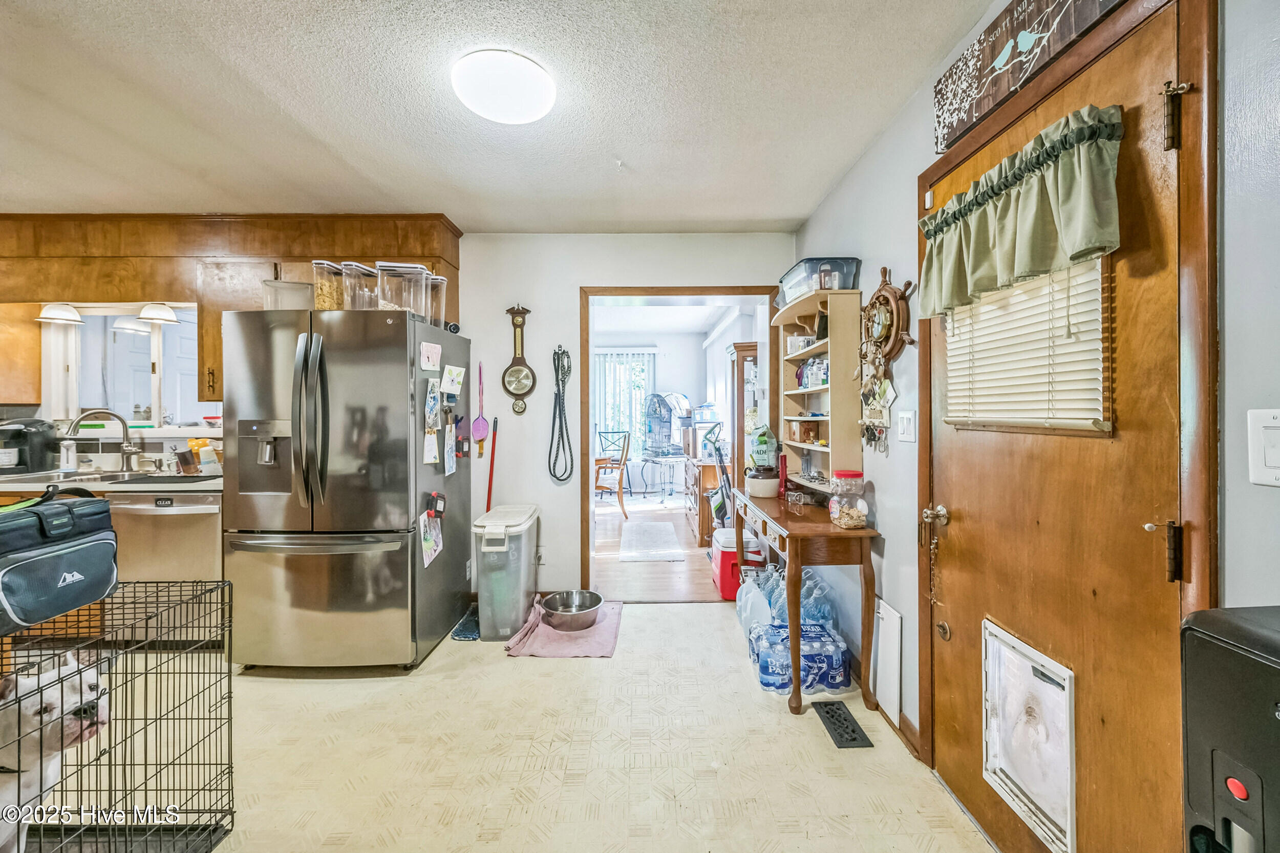 100507183 | Photo 41