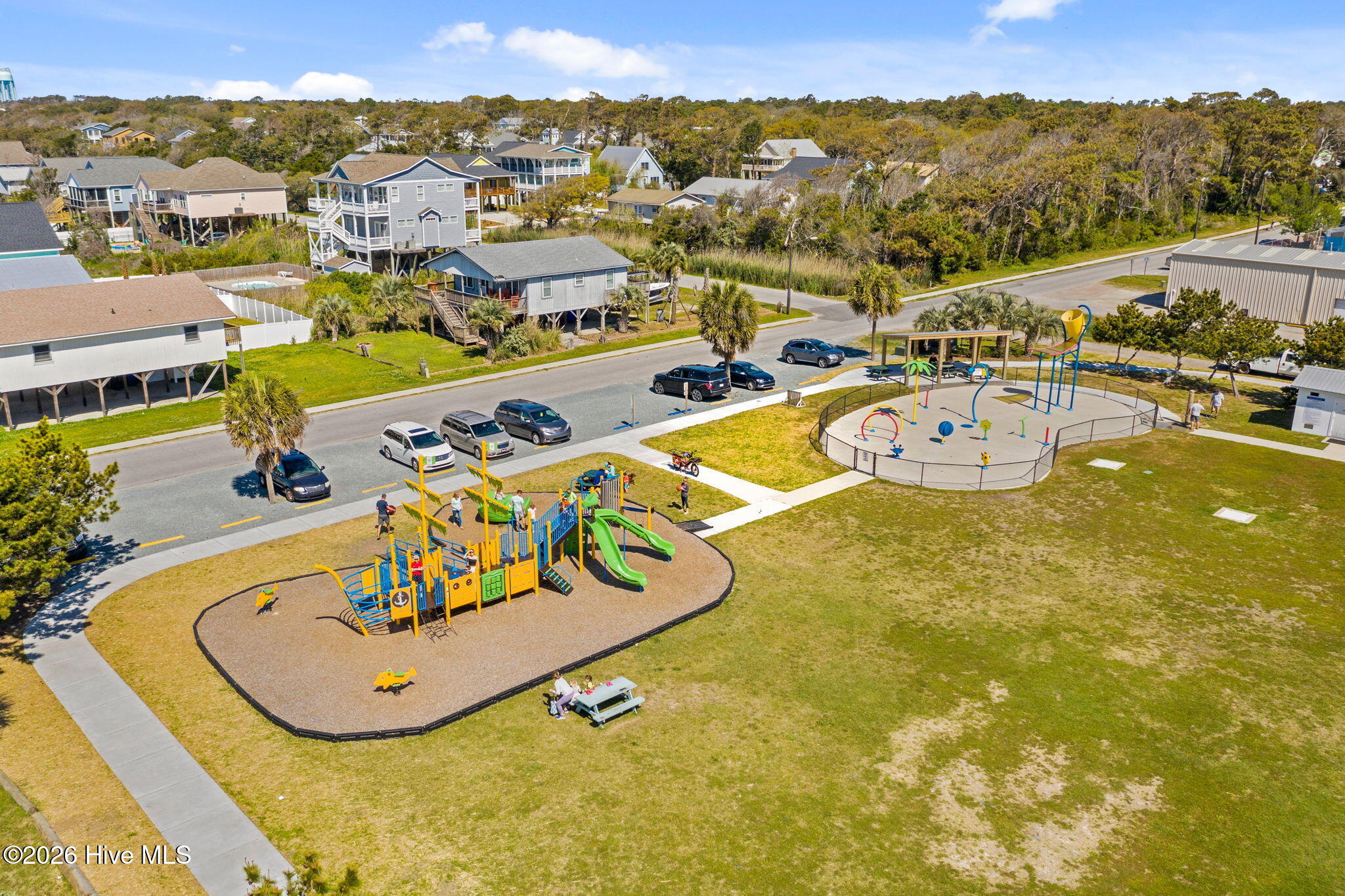 100567981 | Photo 11